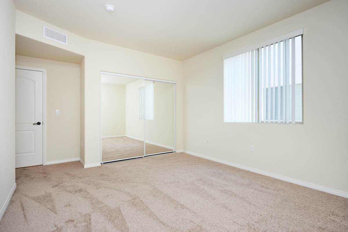 The Verandas apartment community photo - Canoga Park, CA