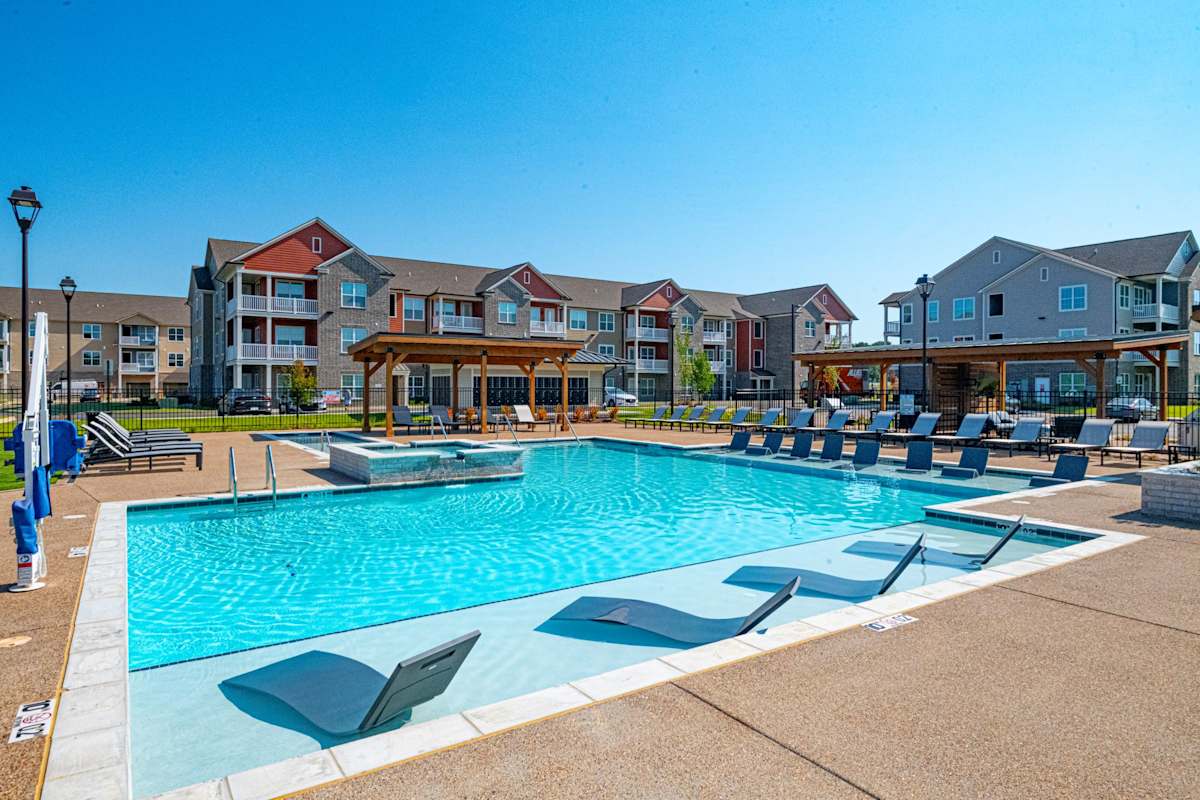 Grays Creek Apartments resort-style pool with sundeck - Cordova, TN