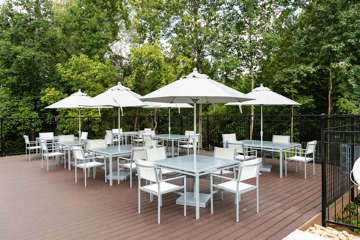 Arbor Mill exterior buildings and landscaping - Norcross, GA