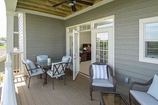 Greystone Pointe private deck or patio - Knoxville, TN