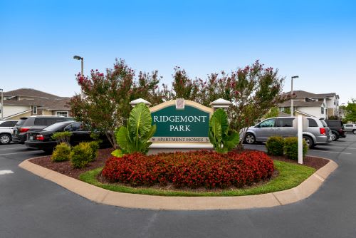 Ridgemont Park exterior buildings thumbnail - Smyrna, TN