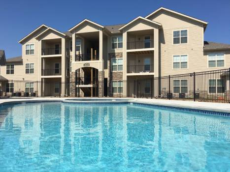 Summit Crossing community photo thumbnail - Kansas City, MO