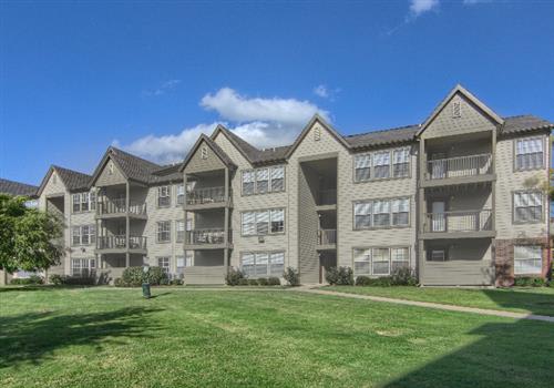 Villas at Preston Lakes Apartment Homes 1 of 12