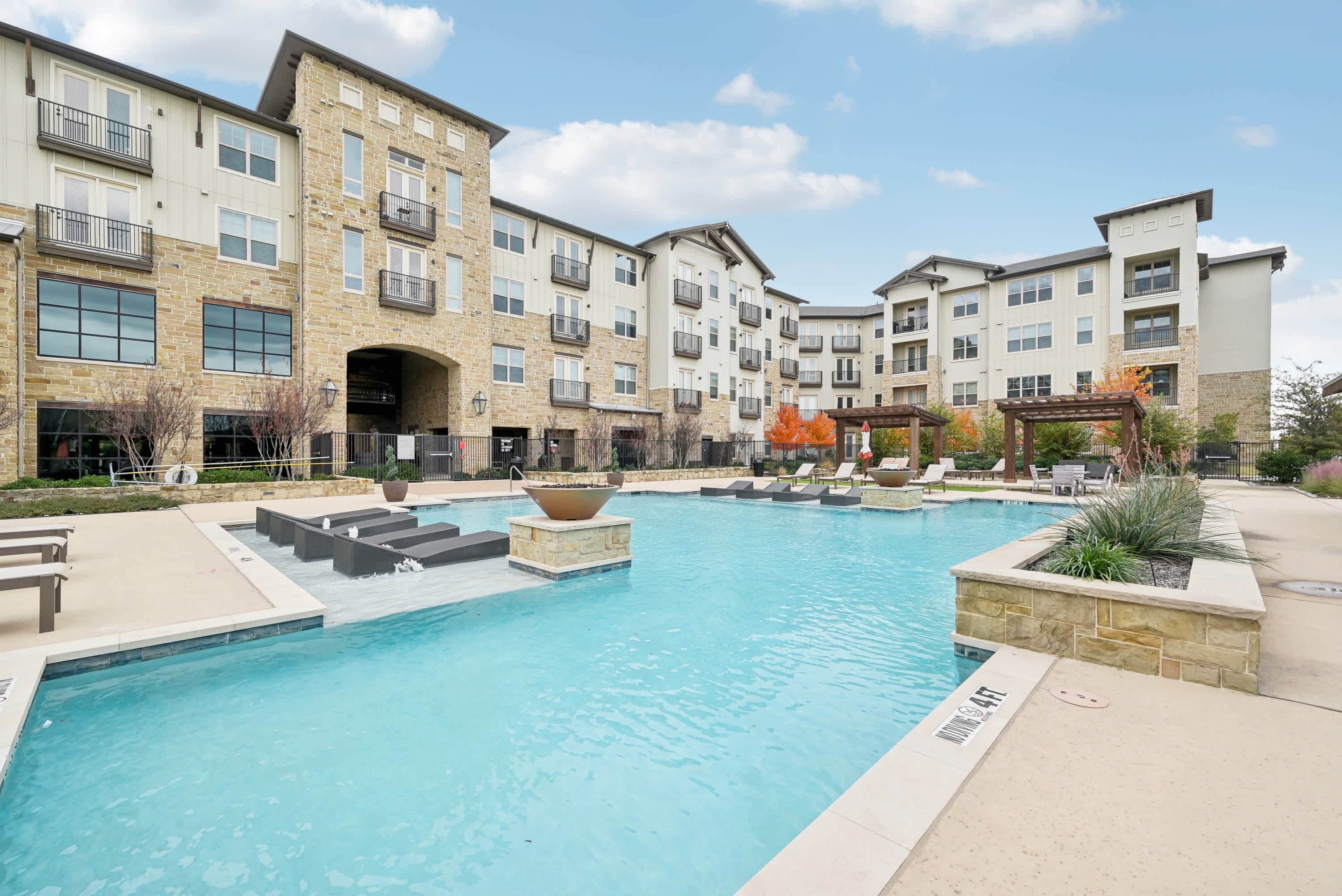 The Village At Razor Ranch apartment photo