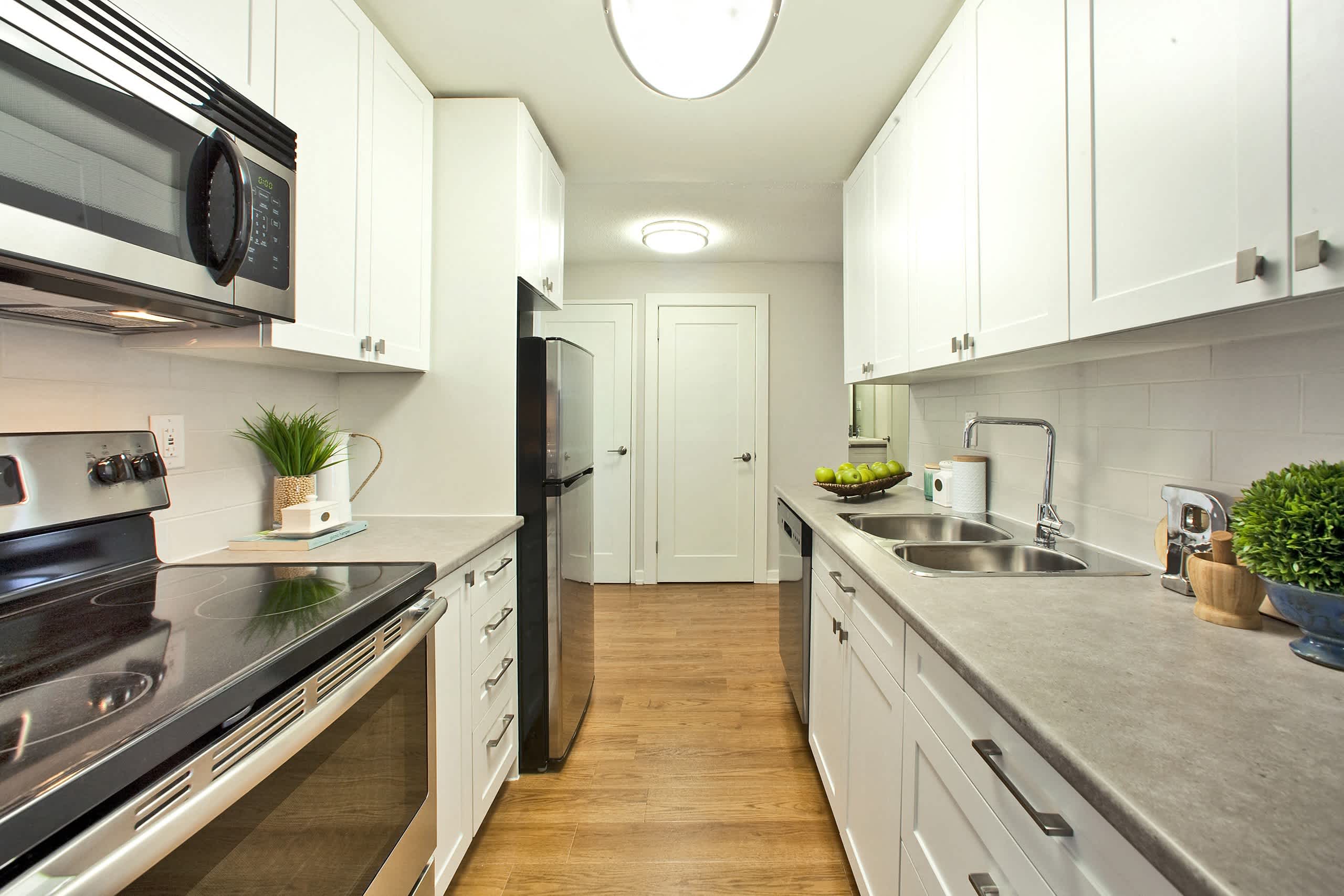 Albany Place - 2 Bed 1 Bath A 4