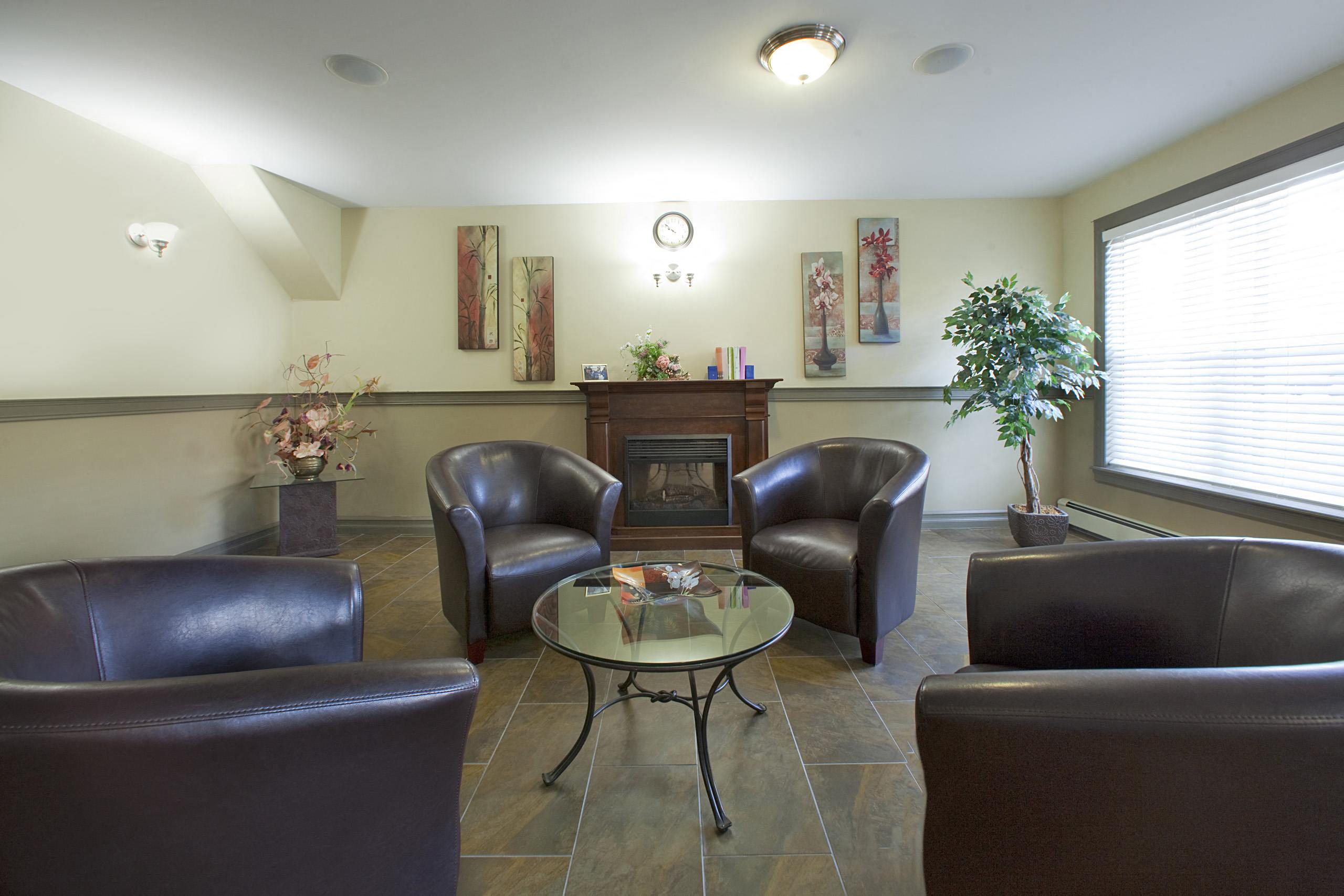Baker Arms & Wexford Apartments - 2 Bed Den 2 Bath E 4