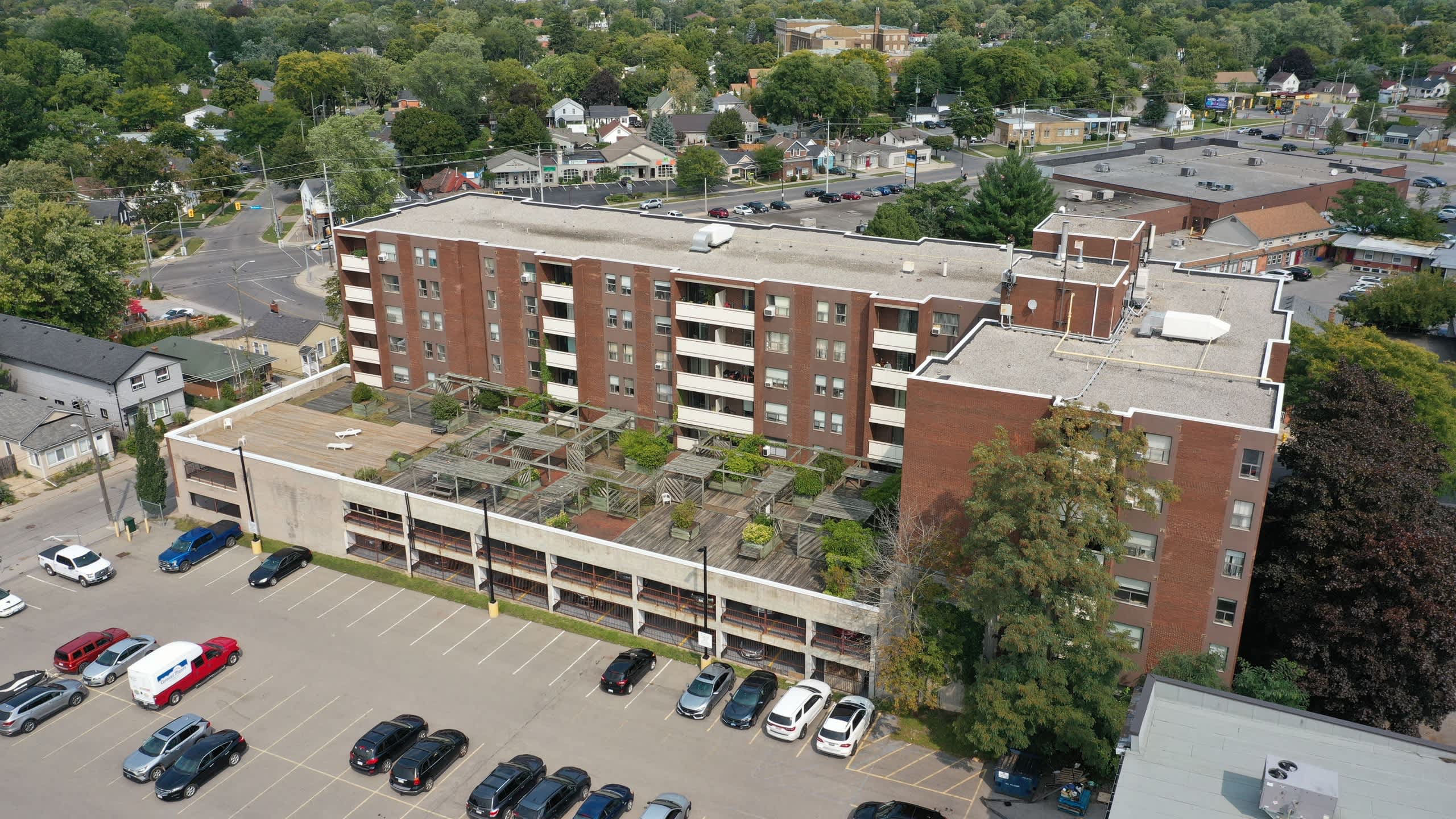 Hillcrest Terrace - 2 Bed 1 Bath A 3