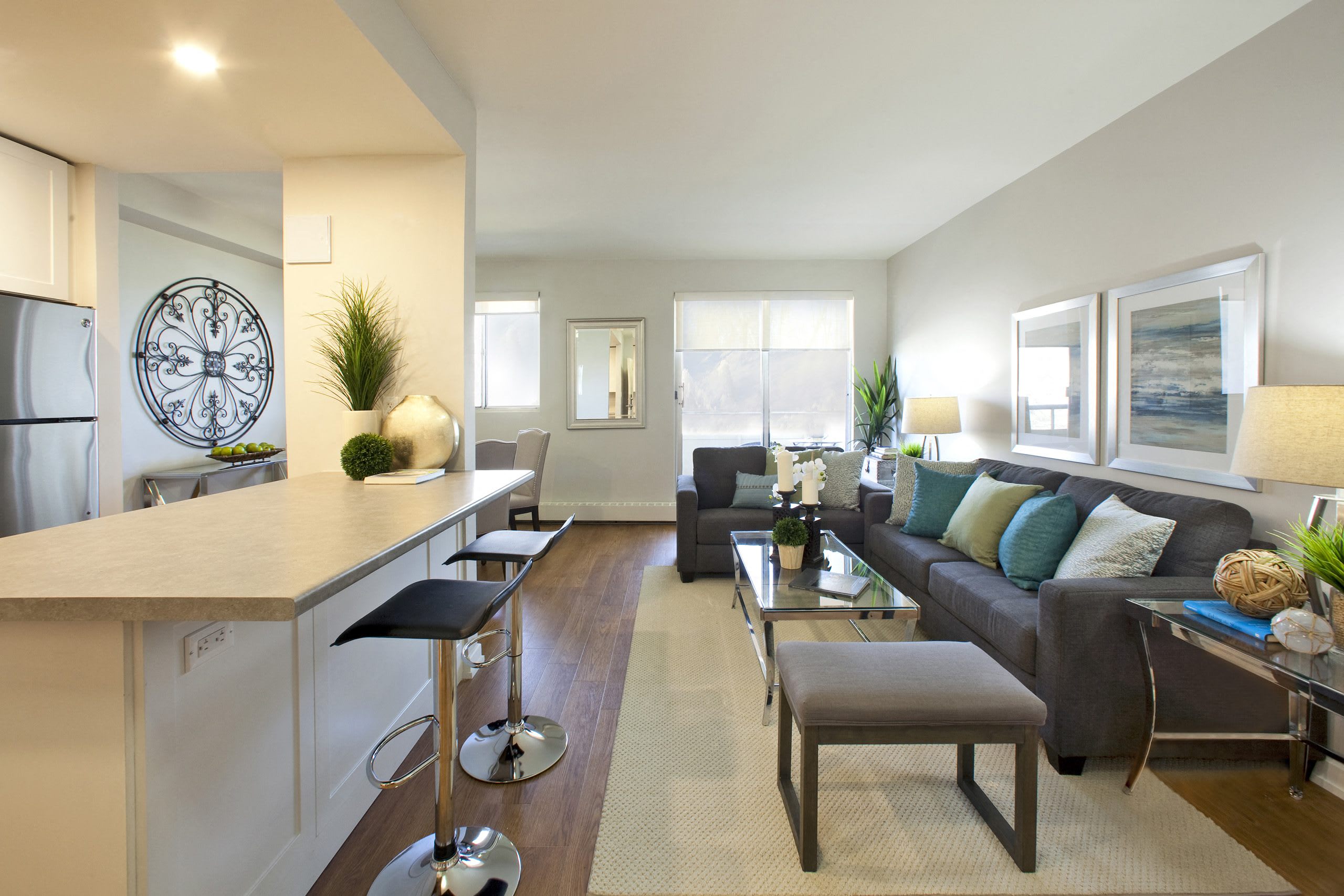 Laura Secord Apartments - 3 Bed 1.5 Bath A 5
