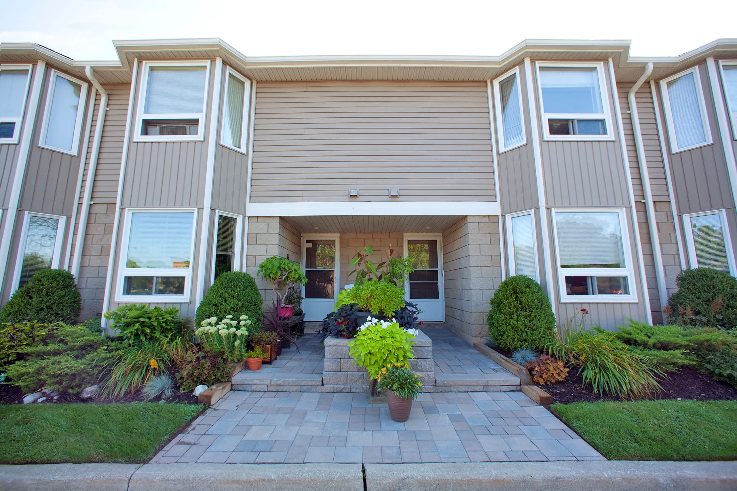 Oakdale Heights - 2 Bed 1 Bath A 2