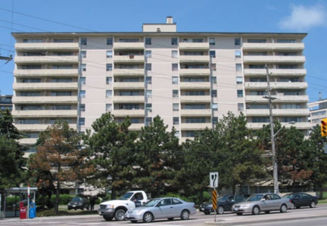 Village Tower - 1 Bed 1 Bath A