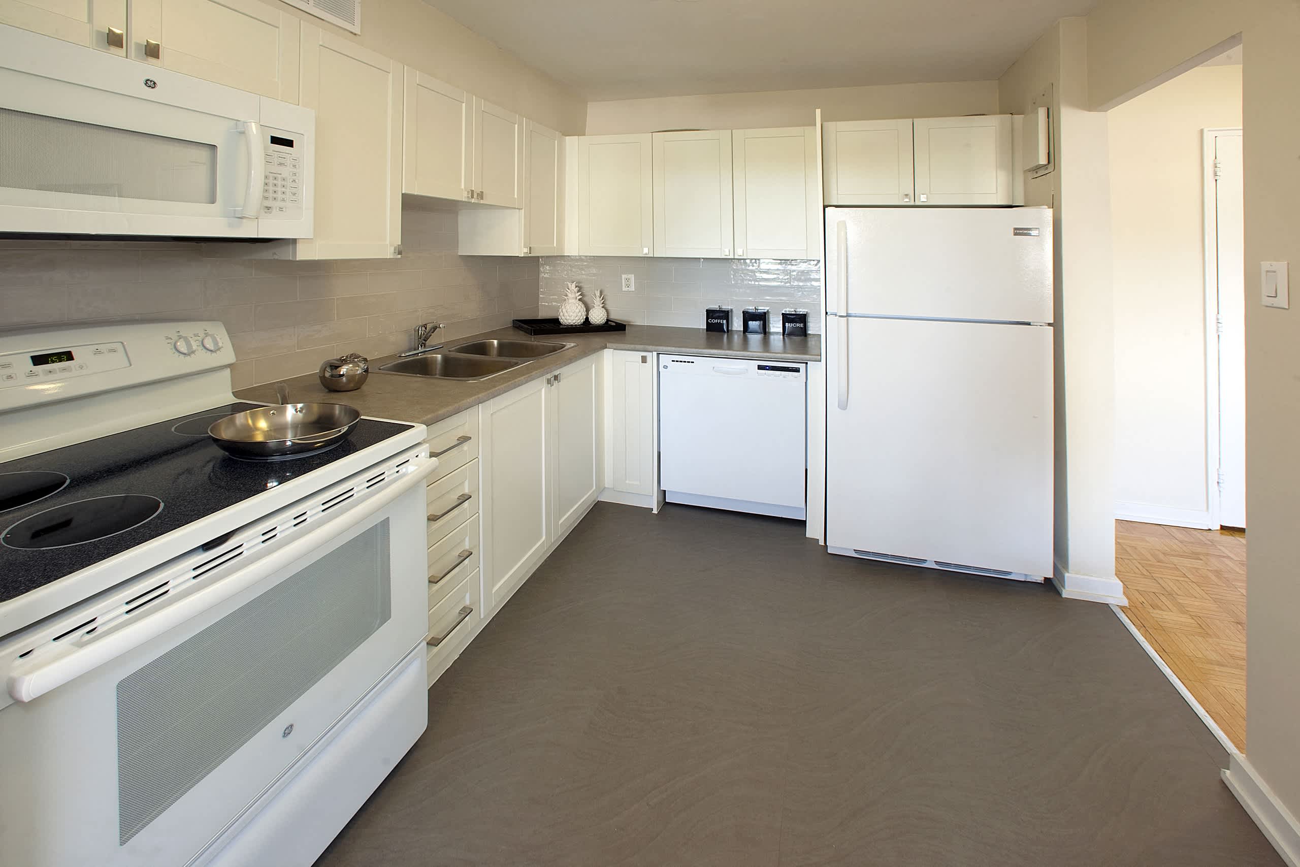 Rockford - 1 Bed 1 Bath D 3