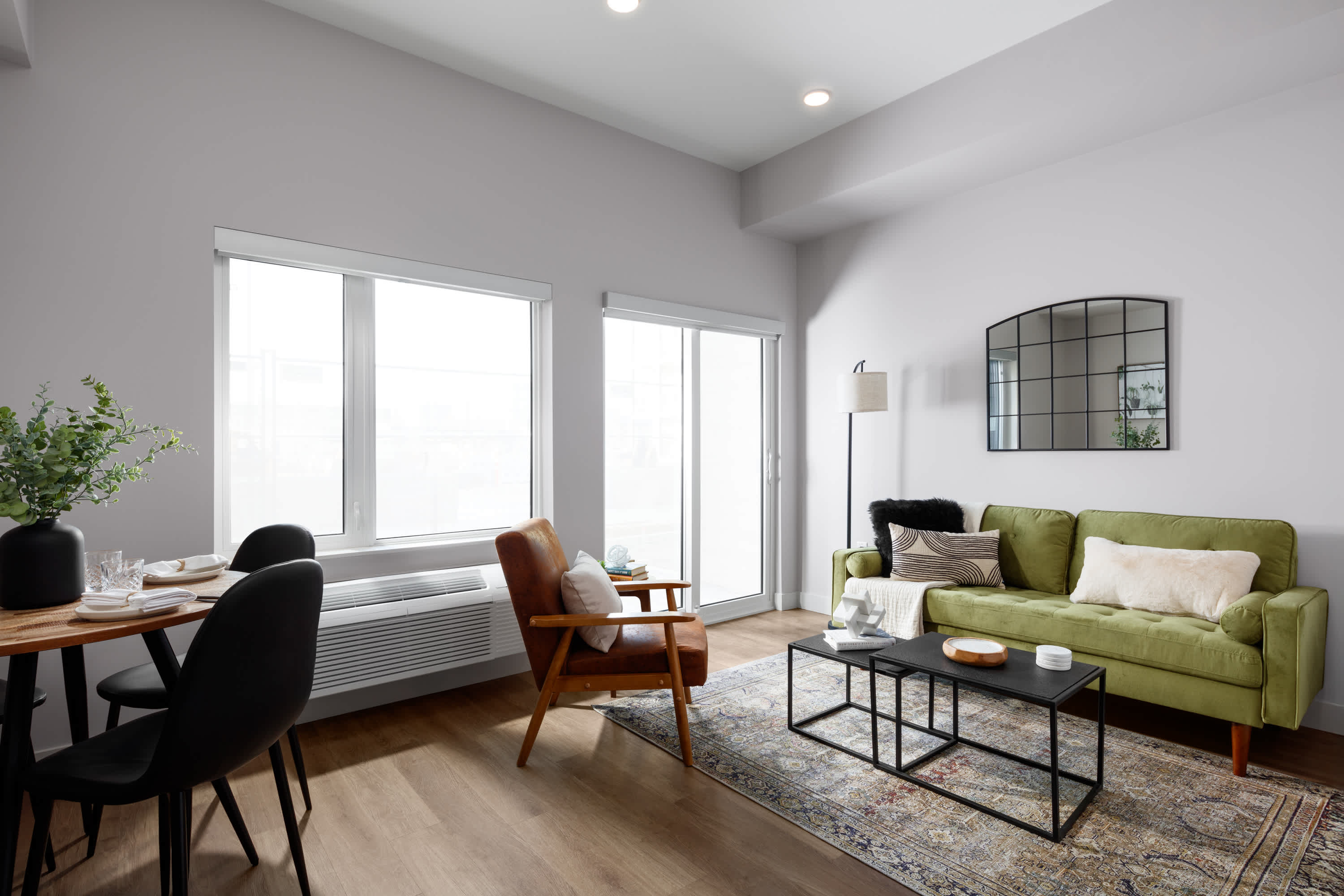 THE AMBROSI - 2 Bed 2 Bath E 3
