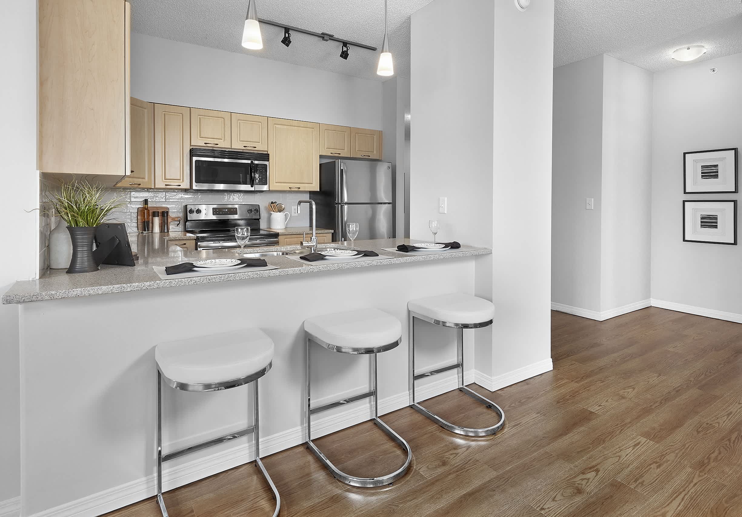 Wellington Court Apartments - 2 Bed 2 Bath A 4