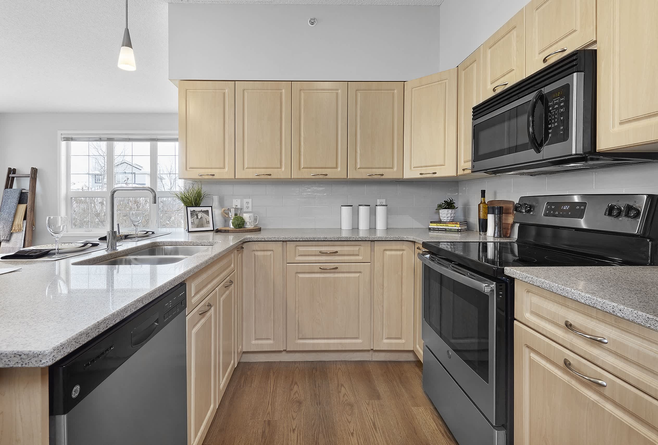 Wellington Court Apartments - 2 Bed 2 Bath A 3