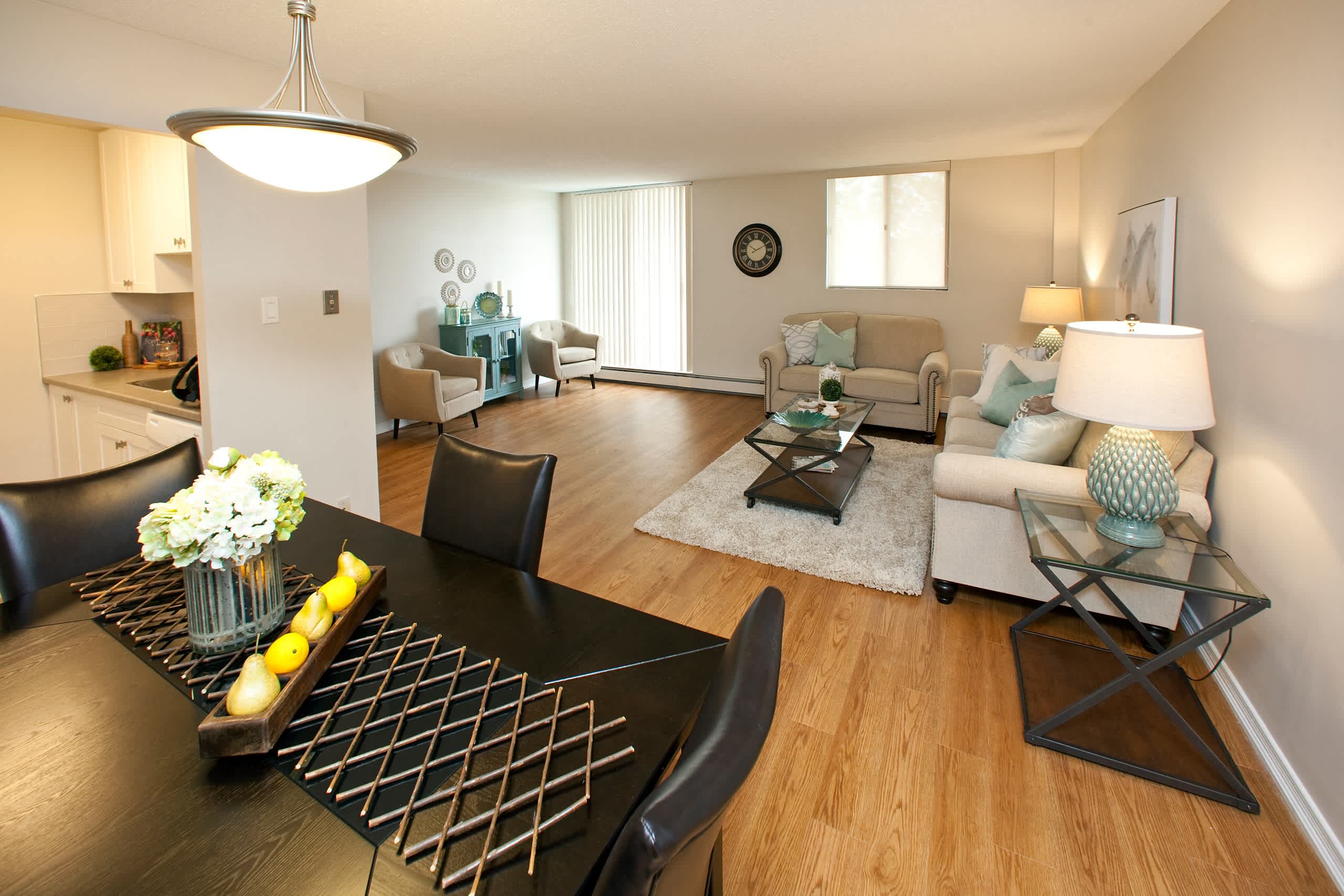 Wellington Park Towers - 1 Bed 1 Bath A 4