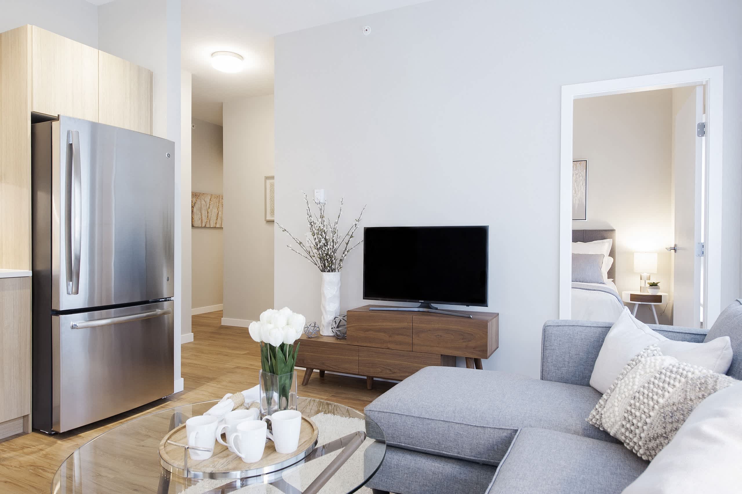 Yello on Yates - 2 Bed 2 Bath D 5