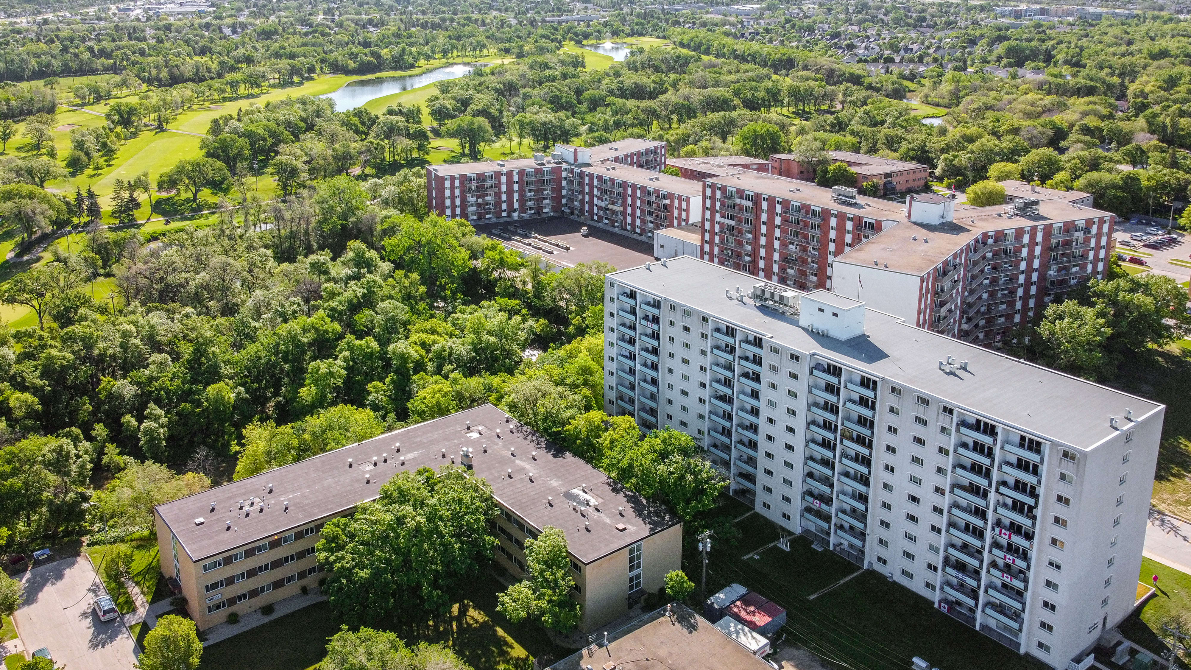Kenbur Gardens Apartments In Winnipeg Mb