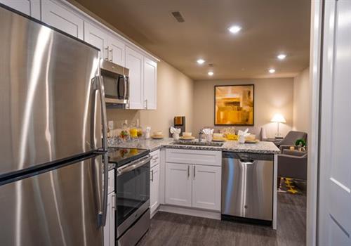 sterling landings apartments in sterling heights mi