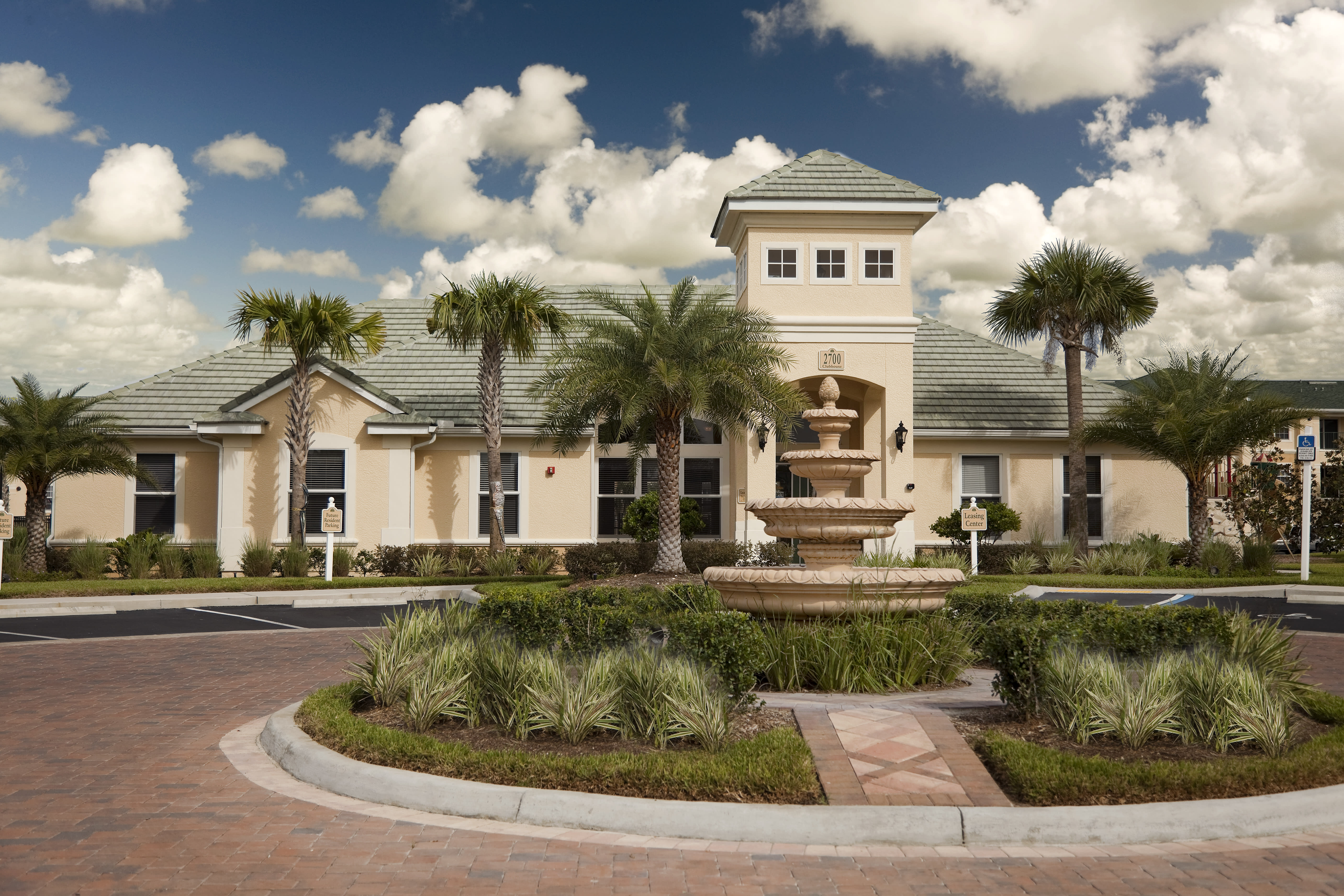 Laurel Oaks | Affordable Apartments in Leesburg, FL