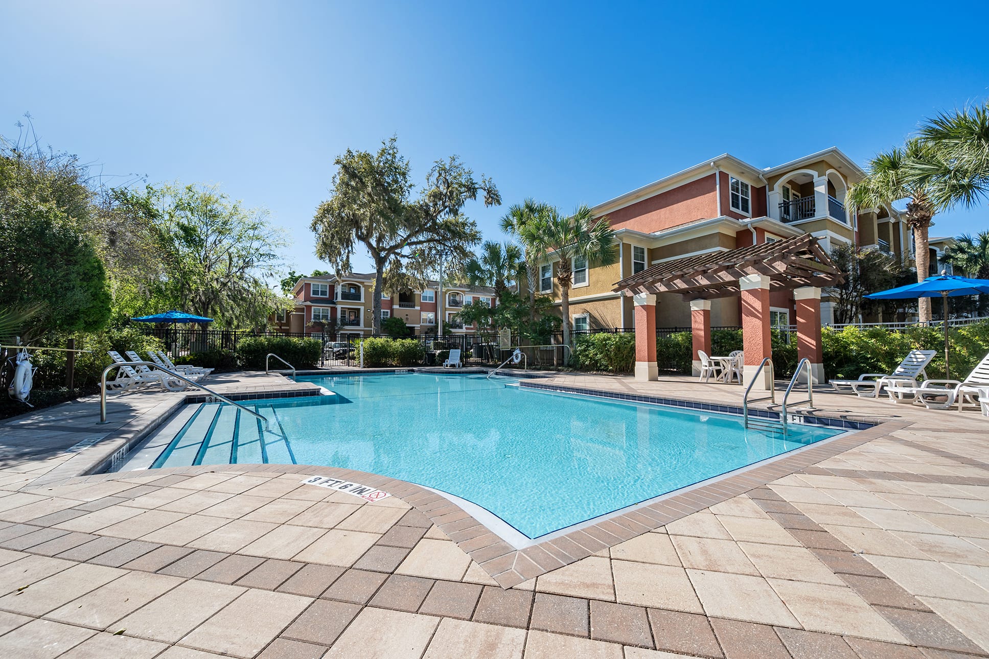 2 Bed 2 Bath floor plan