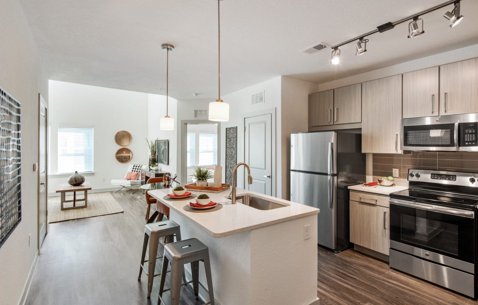 Grady Square Apartments 3 of 12