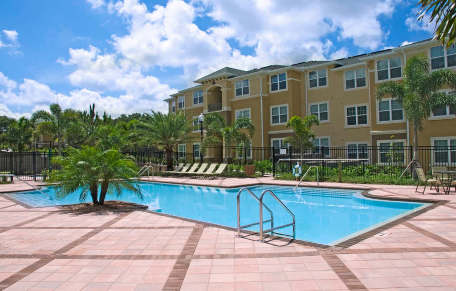 Sabal Ridge | Affordable Apartments in Tampa FL