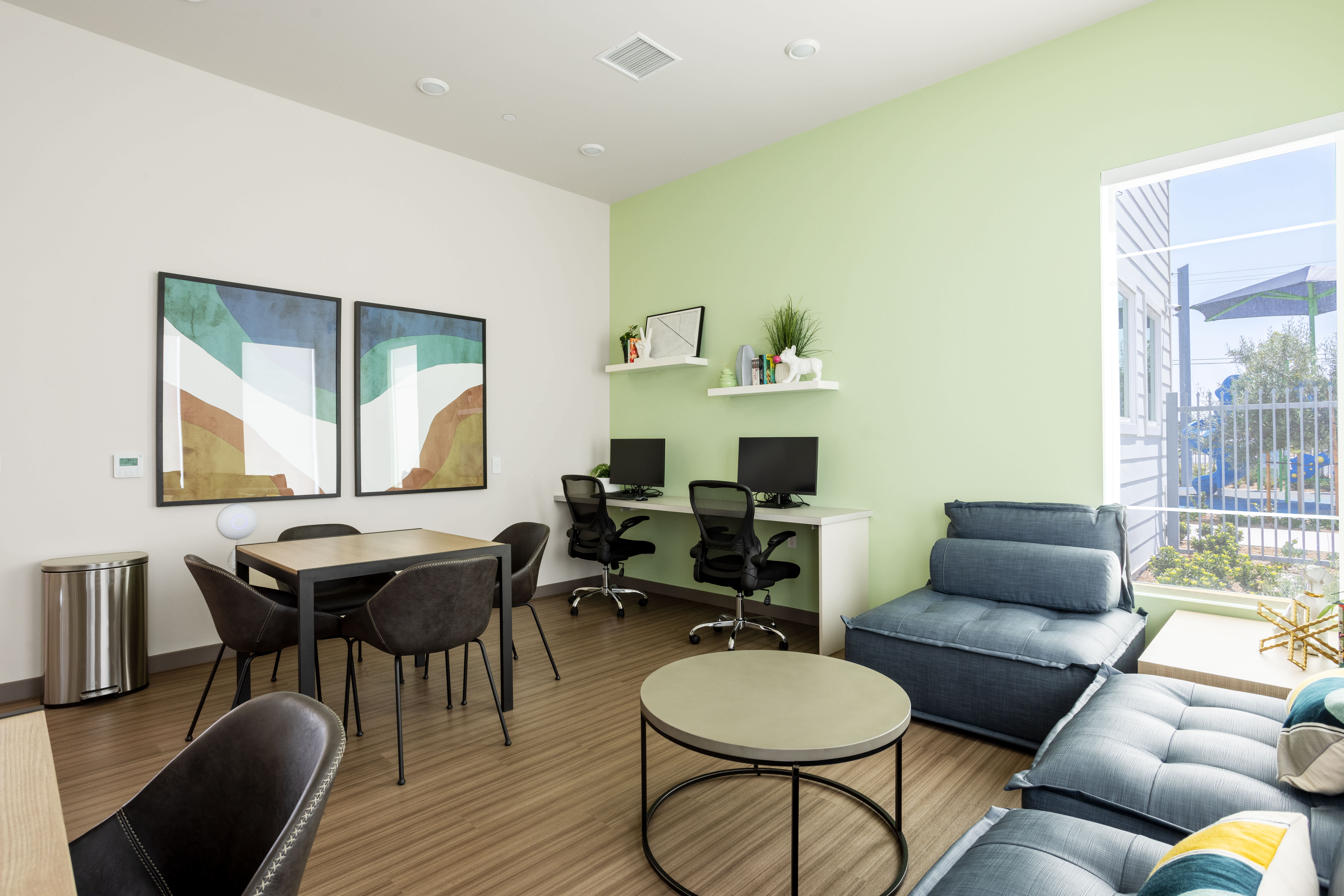 Lakeland Apartments 8 of 8