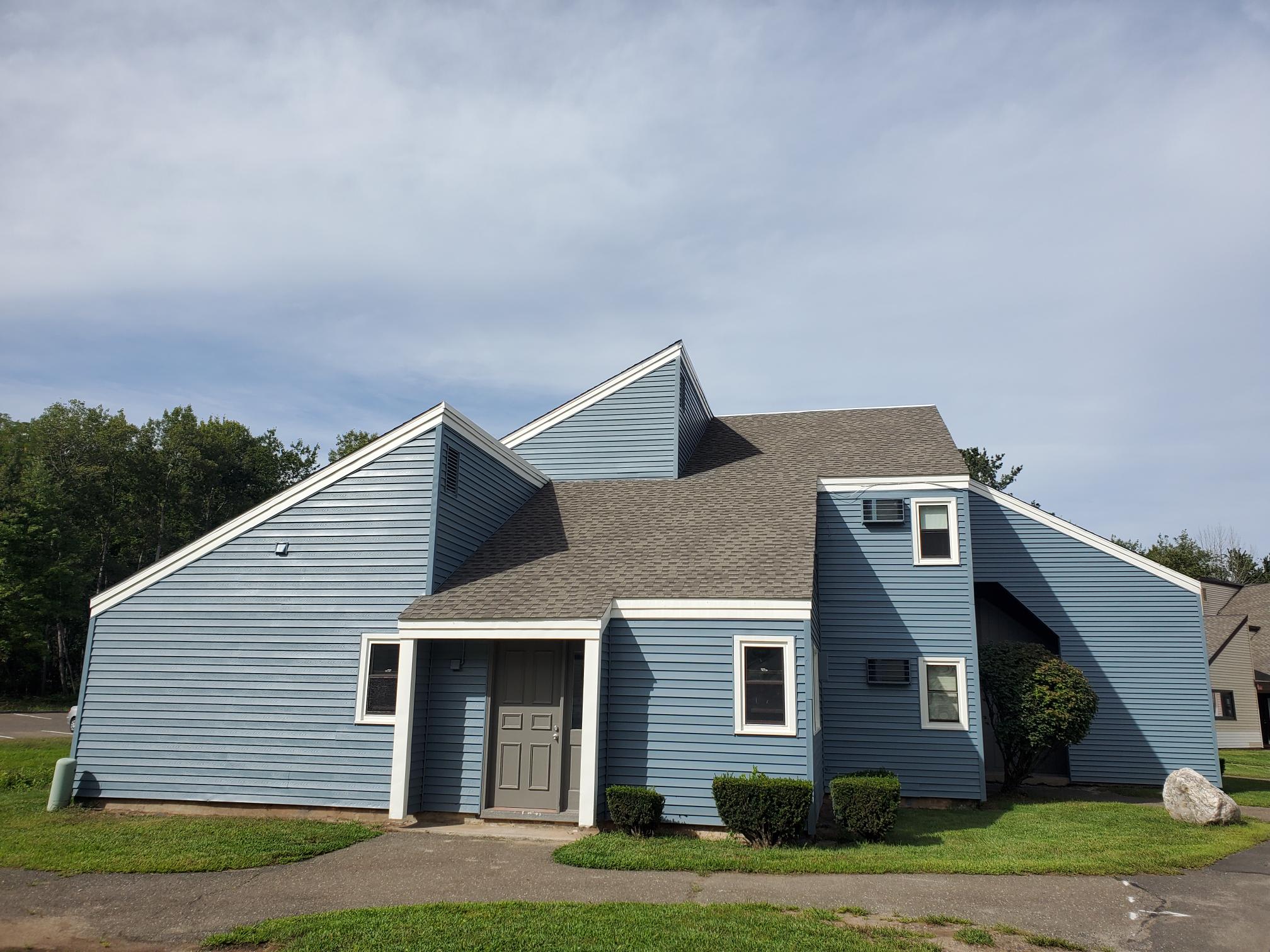 1 Bedroom Apartments in Weatogue, Simsbury, CT The Flats at Talcott