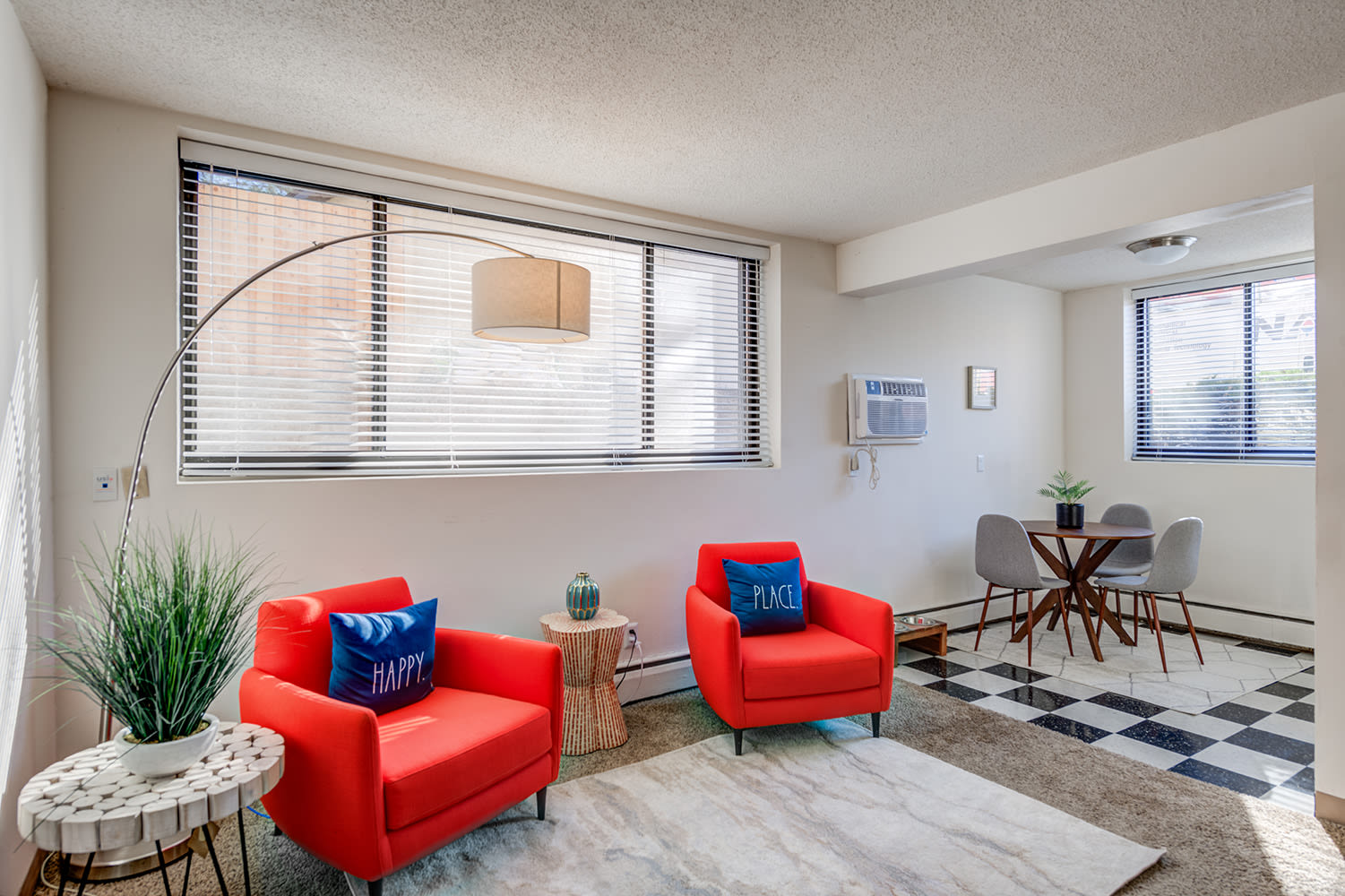 Exploring The Charm Of 1 Bedroom Apartments In Highland