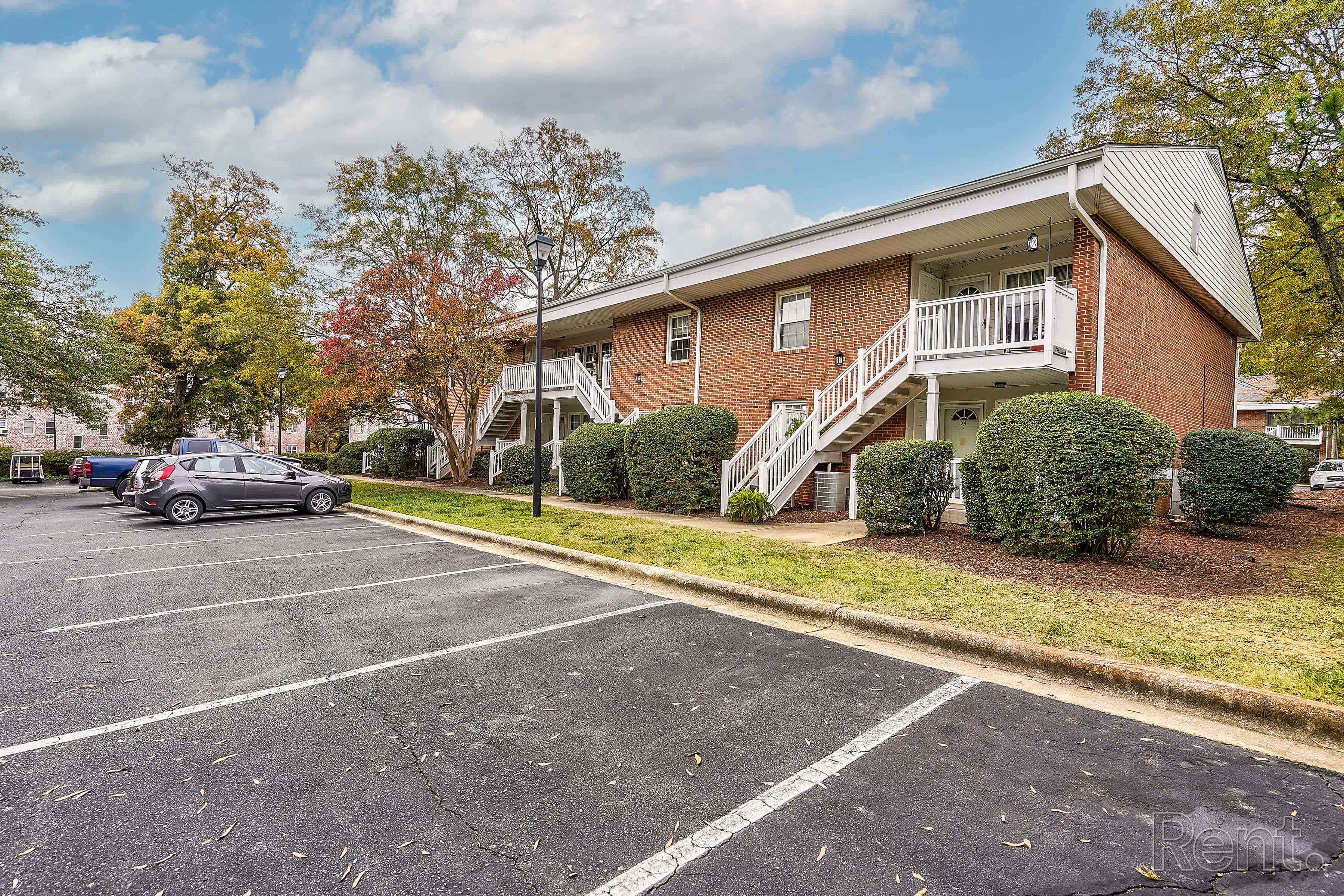 Shamrock Apartments 9 of 30