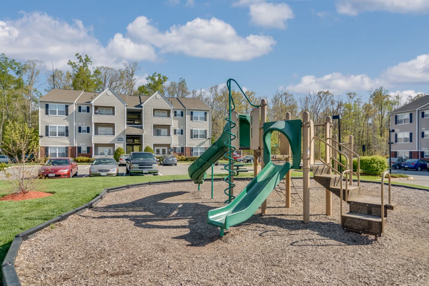 Creekpointe Apartments 4 of 11