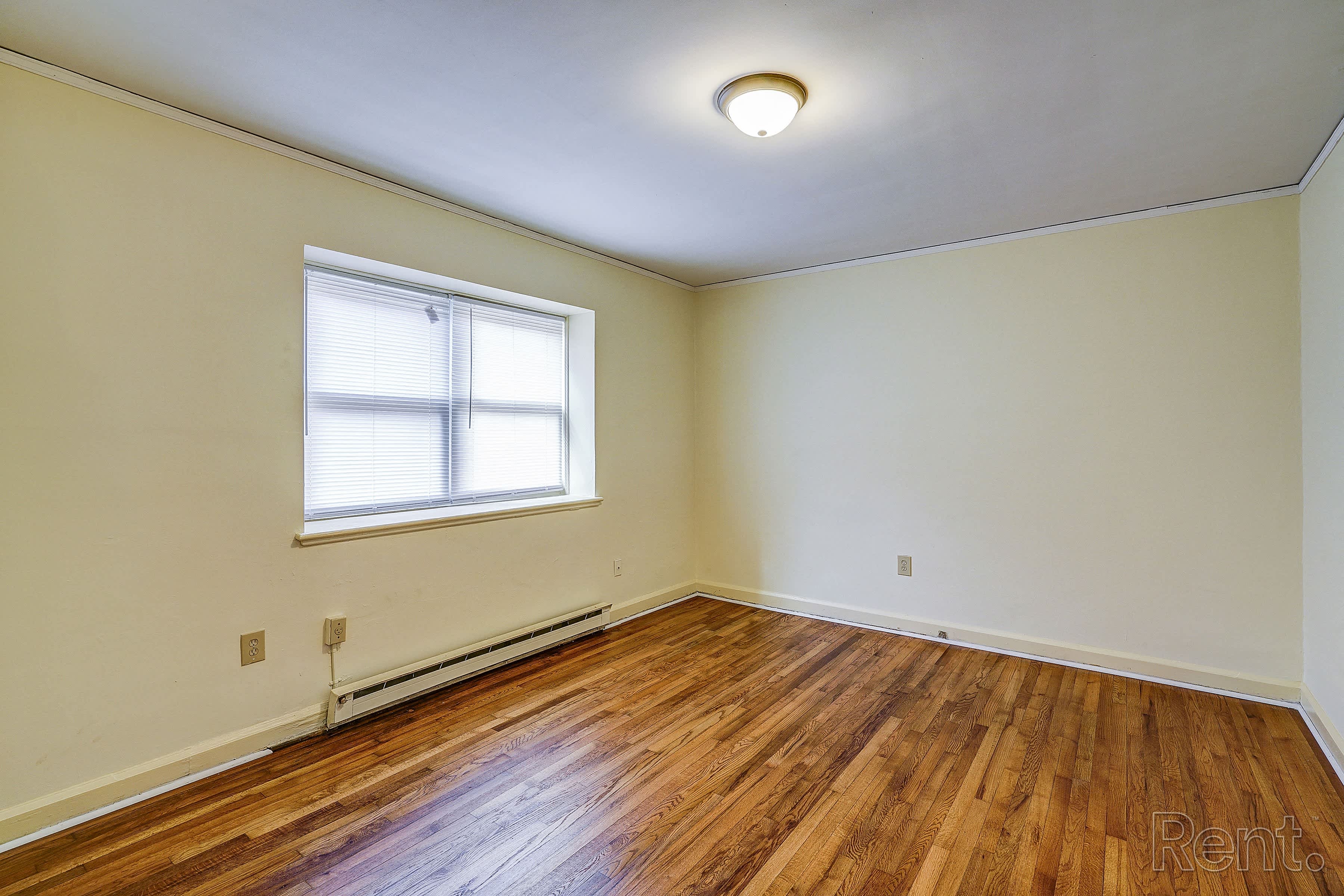 Shamrock Apartments 12 of 23