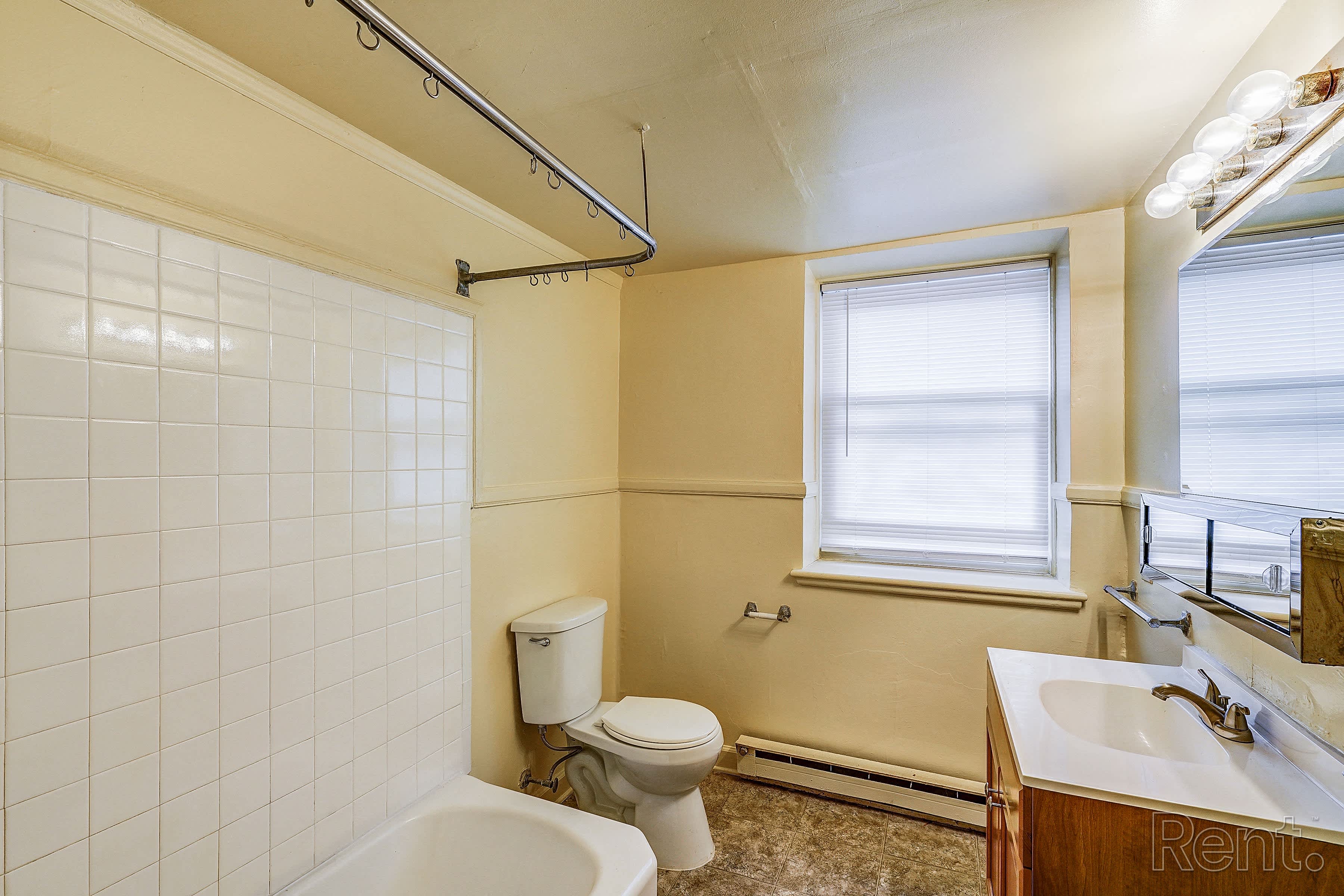 Shamrock Apartments 16 of 23