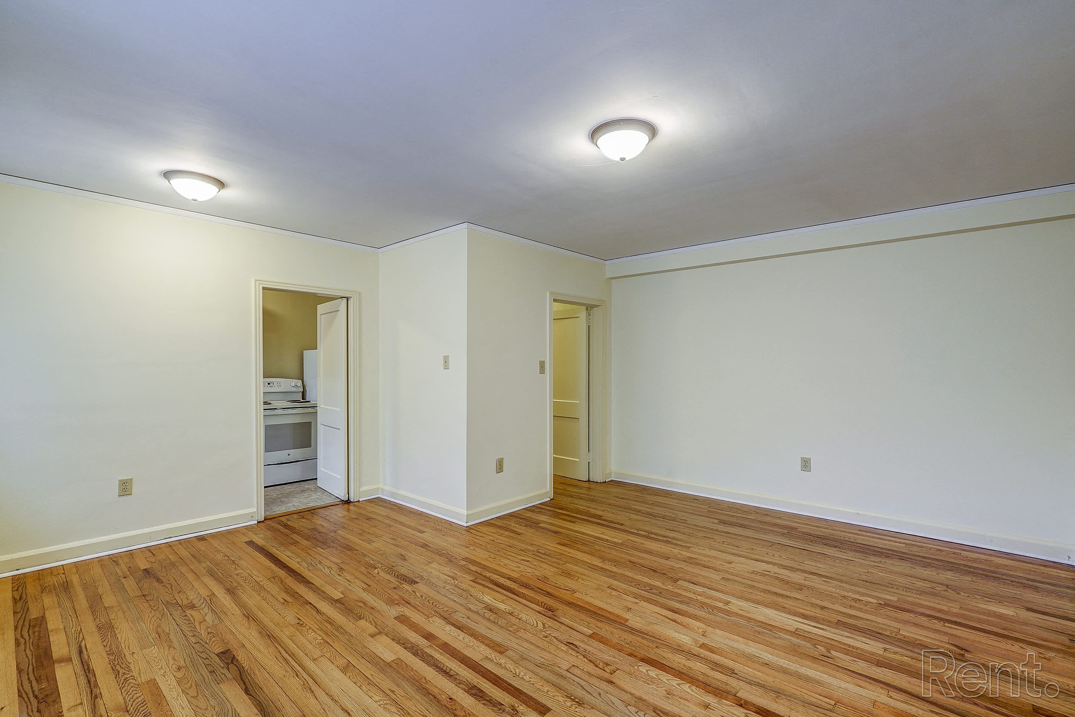 Shamrock Apartments 10 of 23