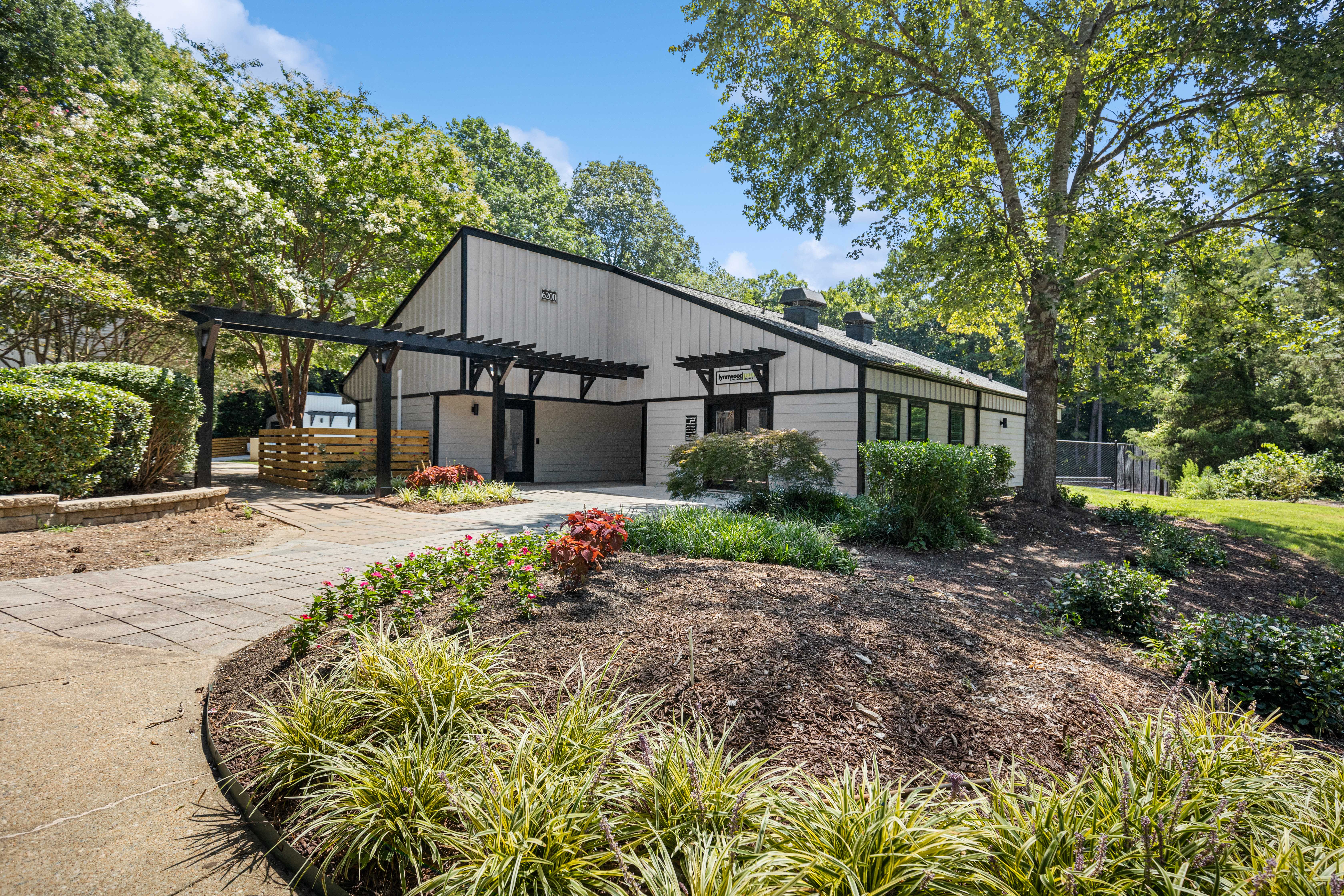 Lynnwood Park 7 of 8
