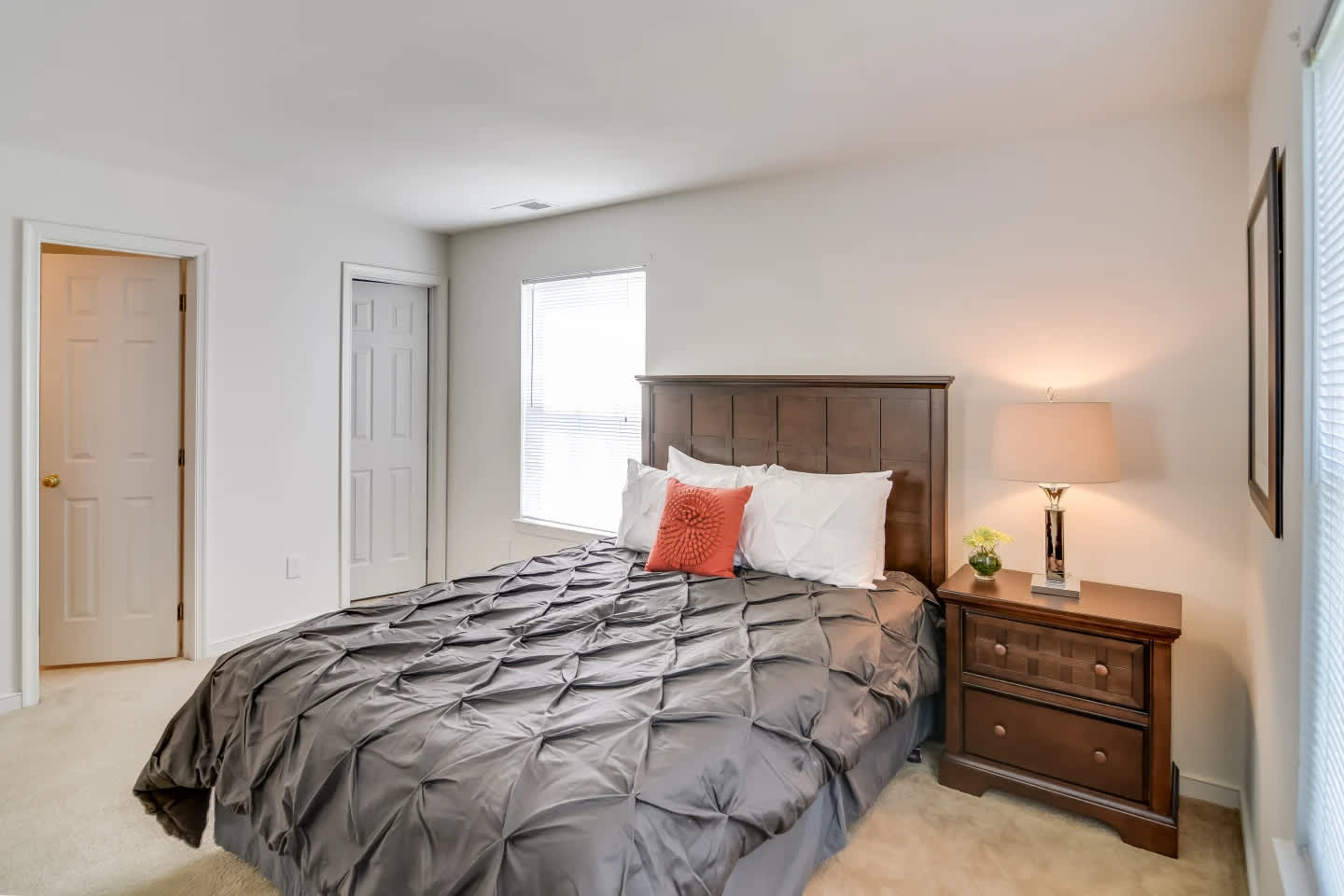 Creekpointe Apartments 3 of 11