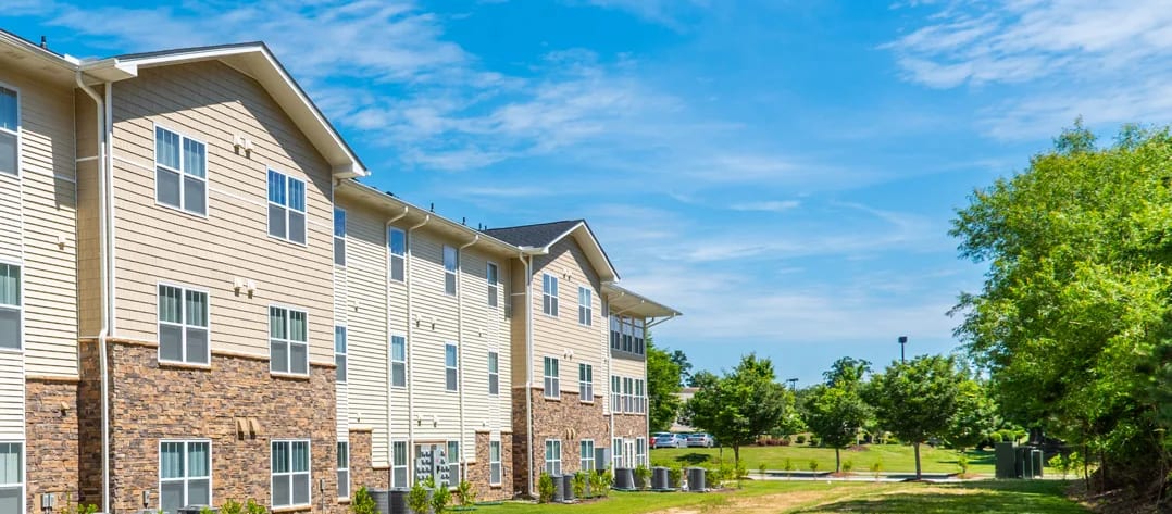Brighton Pointe Senior Apartments 6 of 8