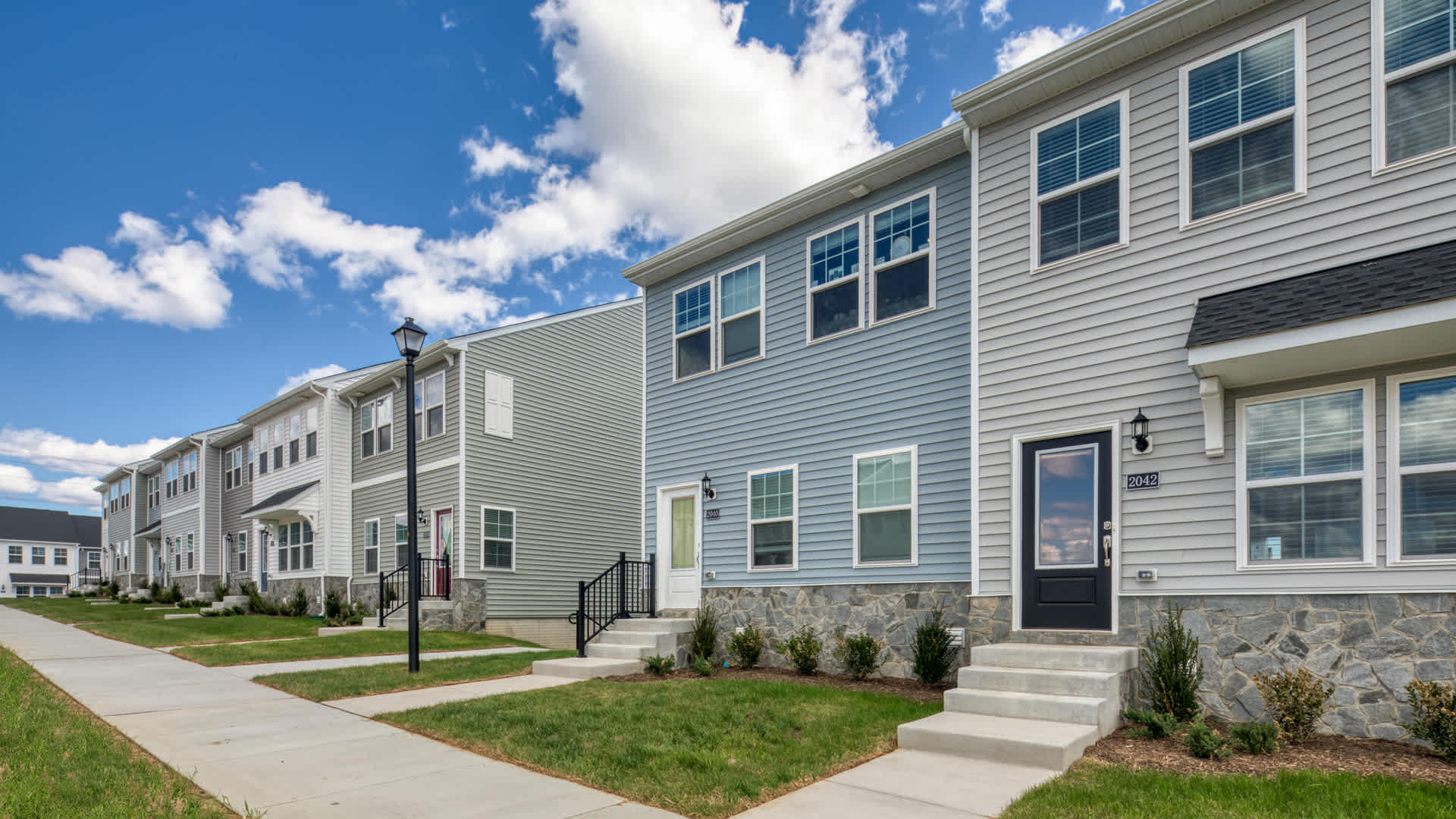The Mark Townhomes 5 of 9