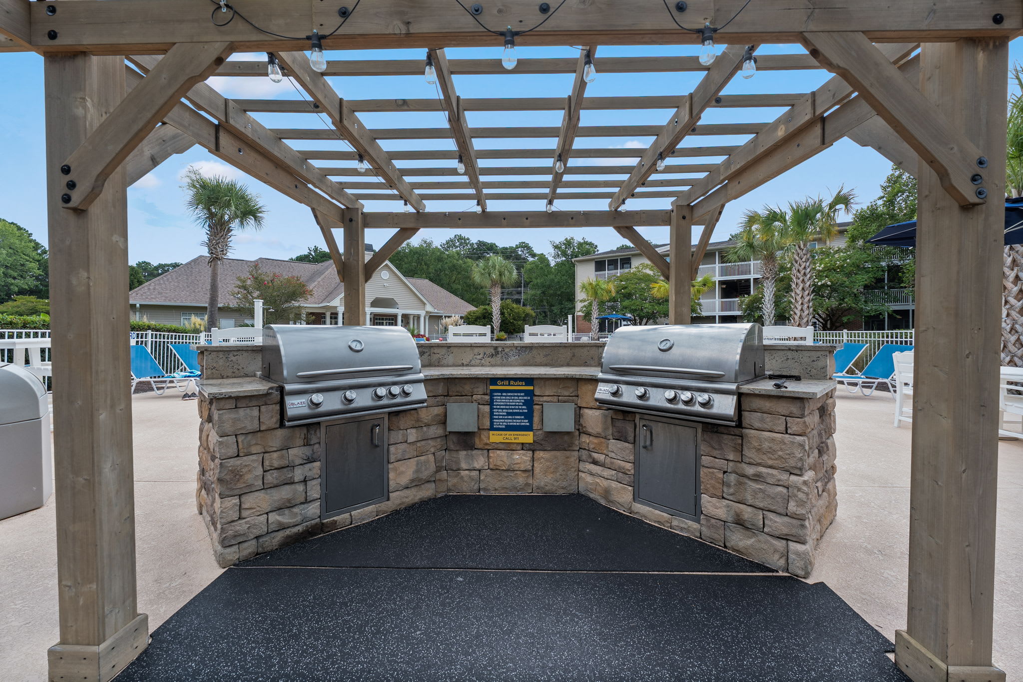 Litchfield Oaks Apartments 5 of 6