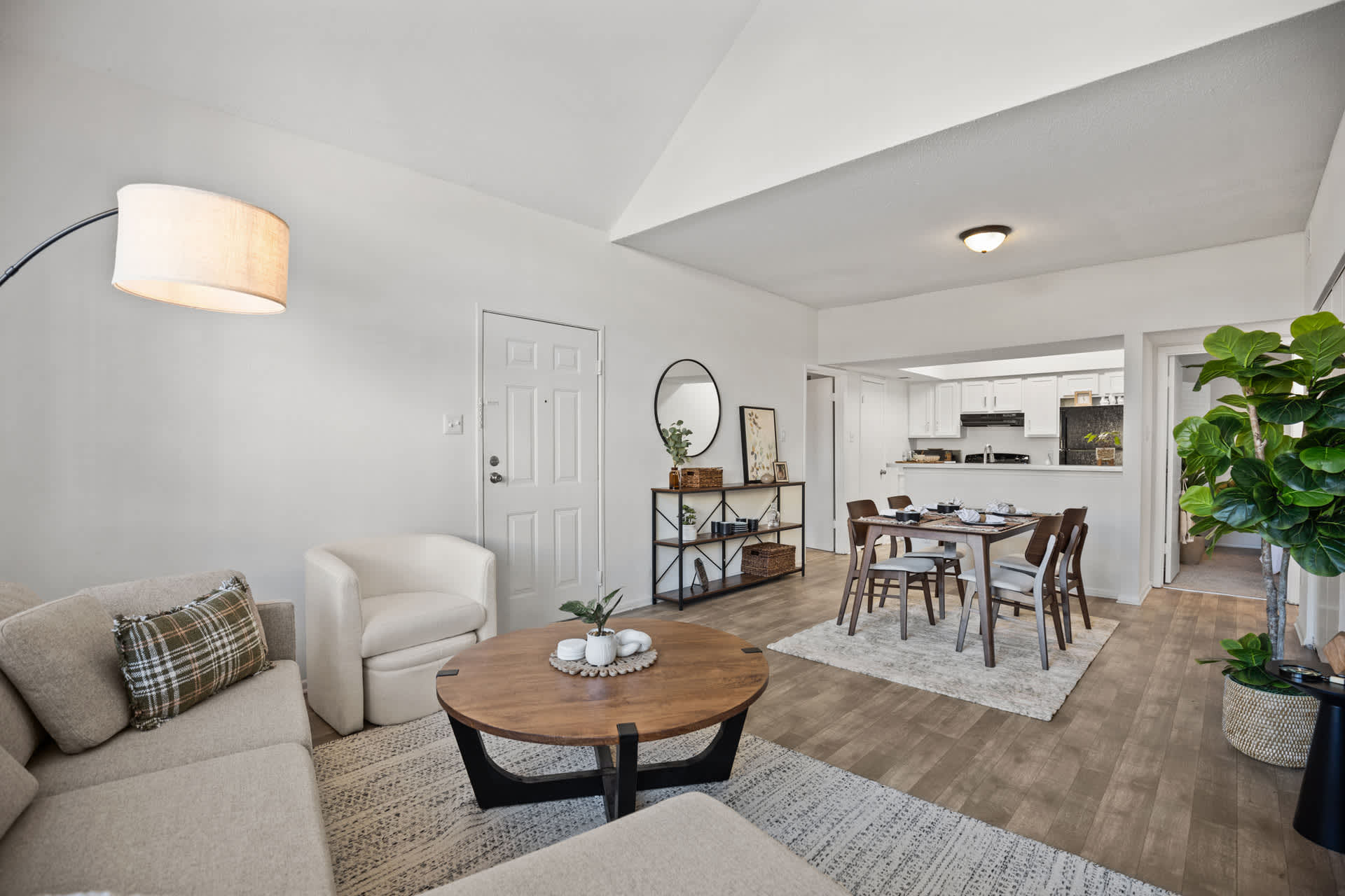 Oak City Apartments 4 of 11
