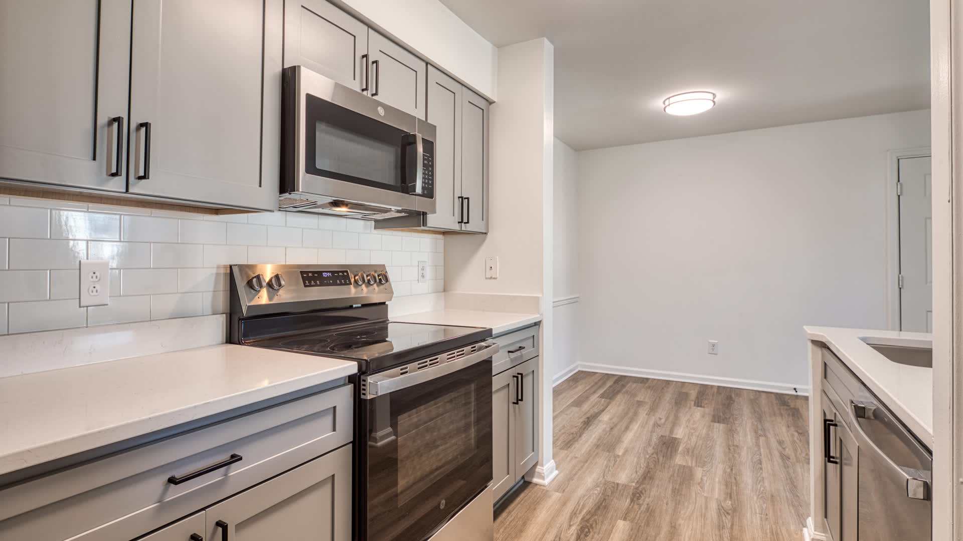 Latitudes Apartments 6 of 11