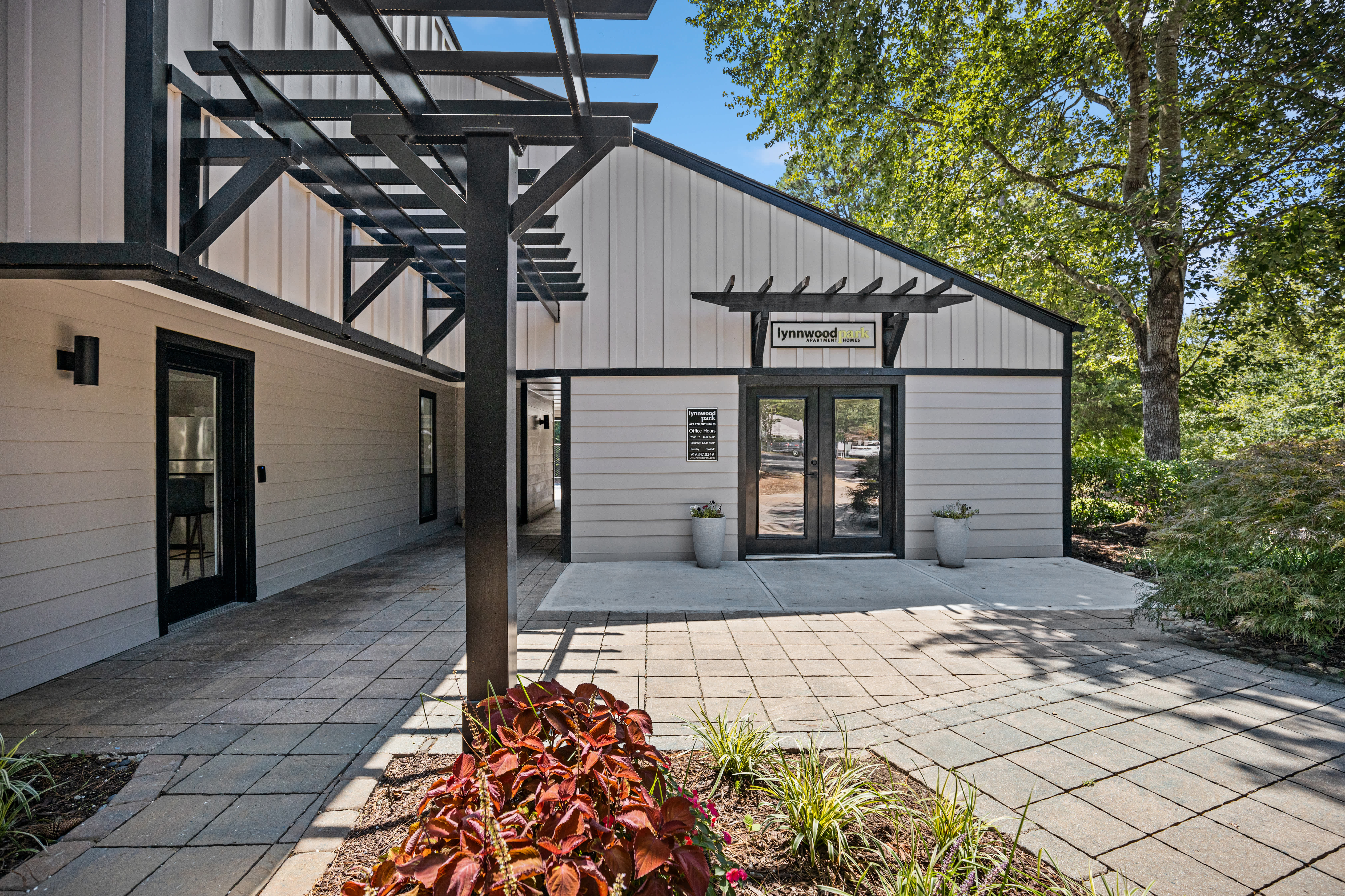 Lynnwood Park 2 of 8