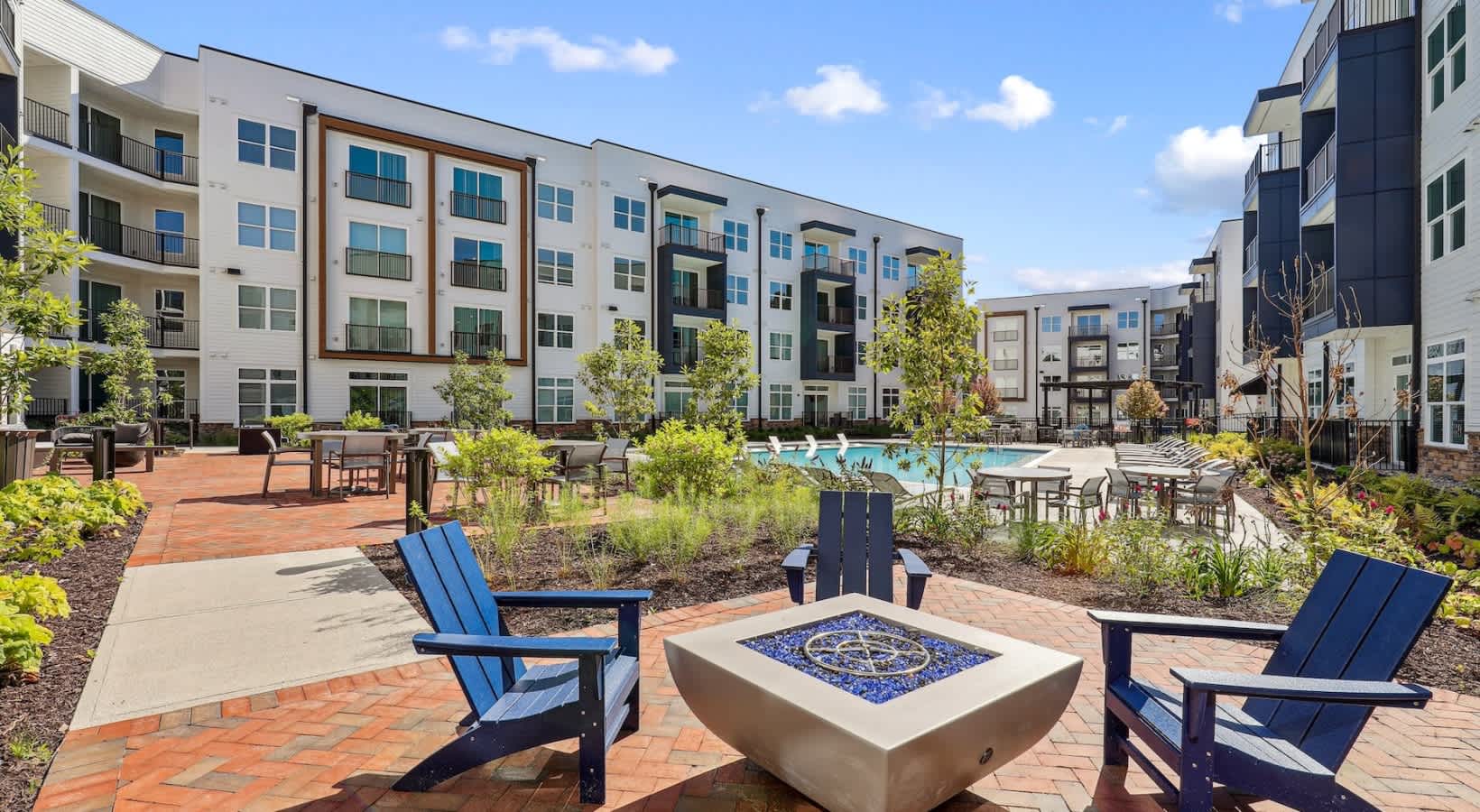 Innsbrook Square 7 of 12