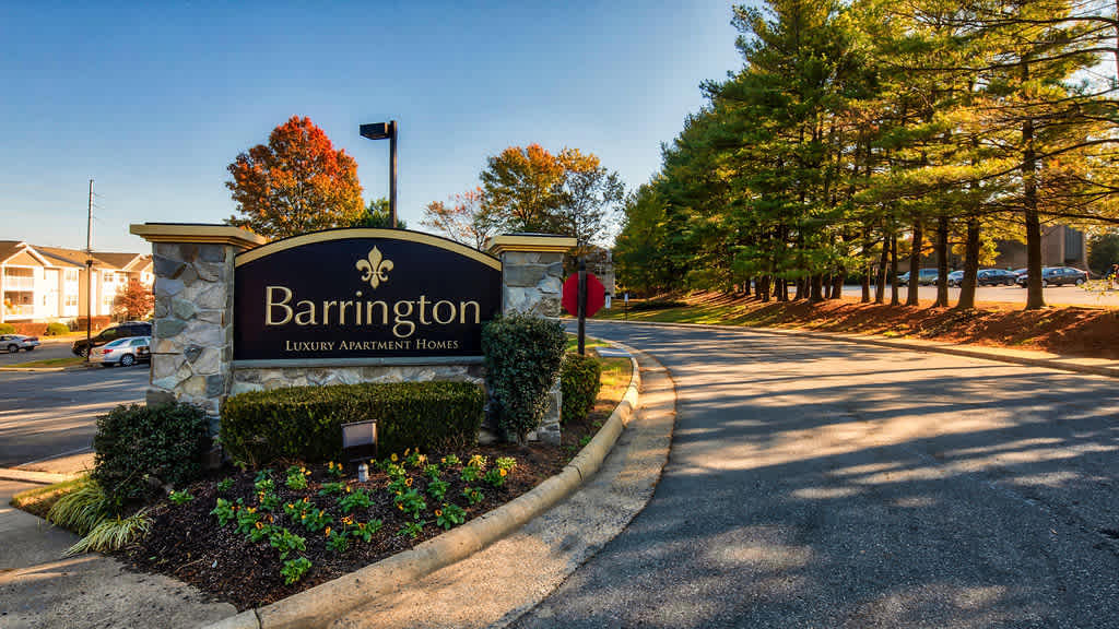 Barrington Apartments 4 of 8