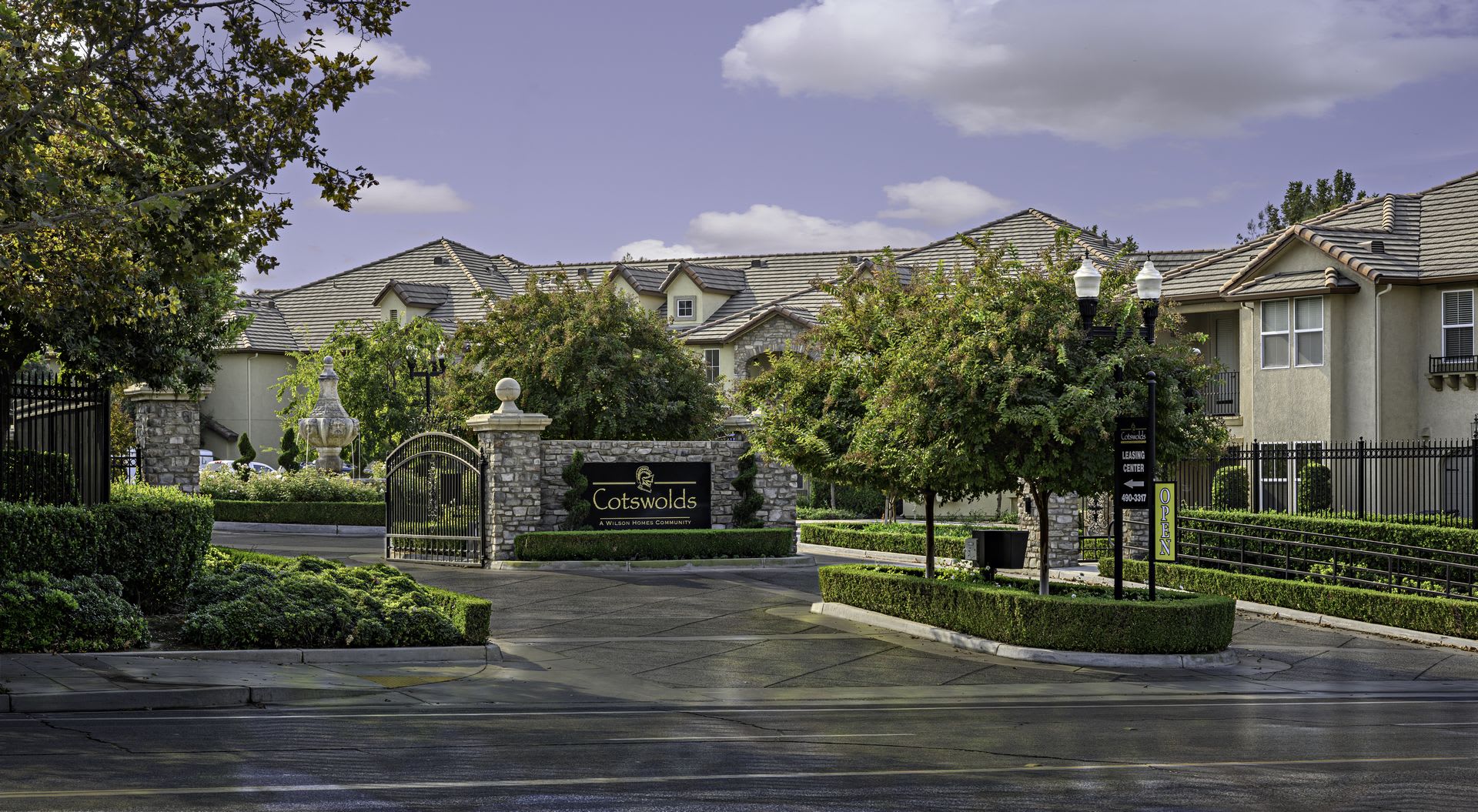 Cotswolds Apartments In Fresno Ca