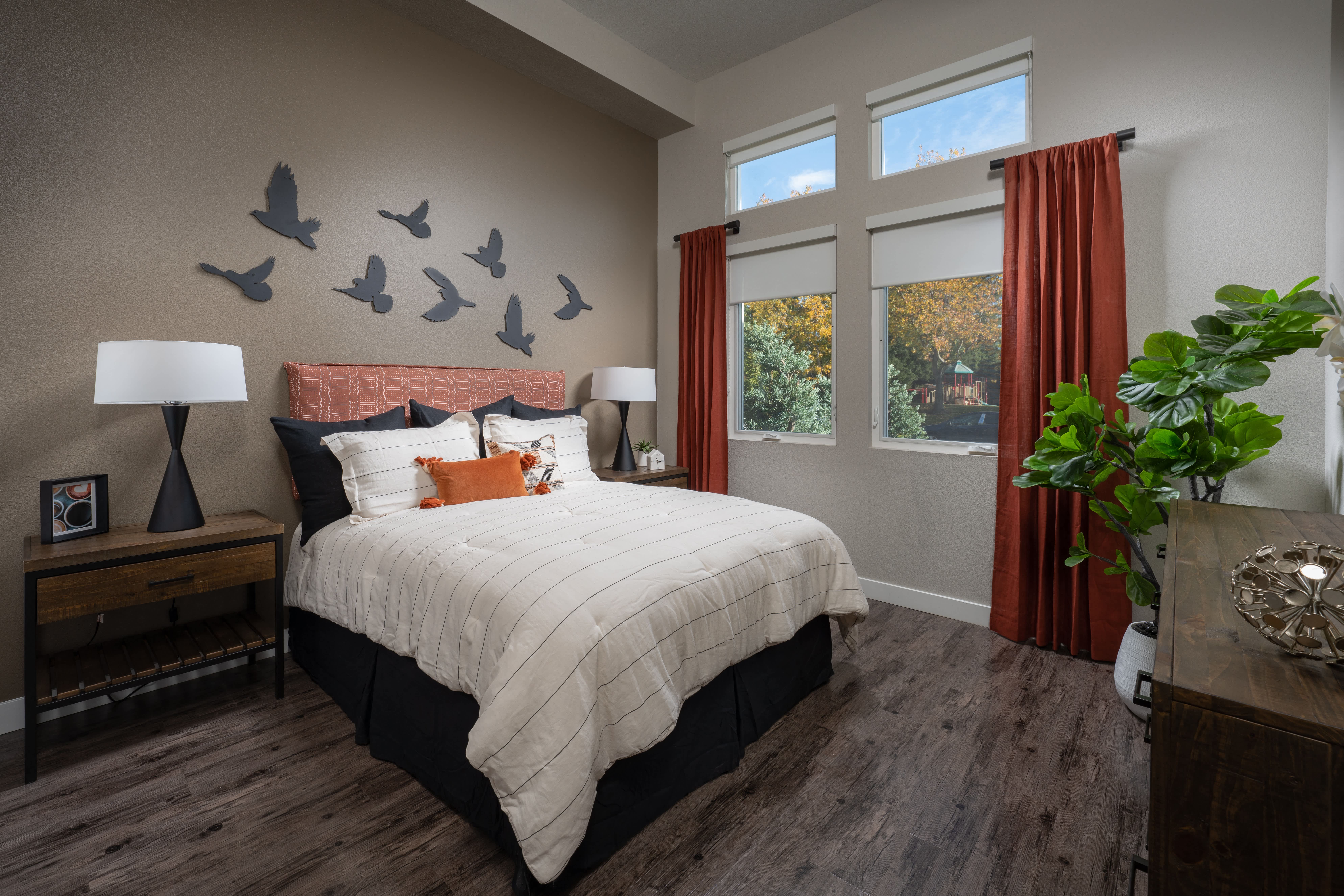 Ladera Apartments 3 of 3