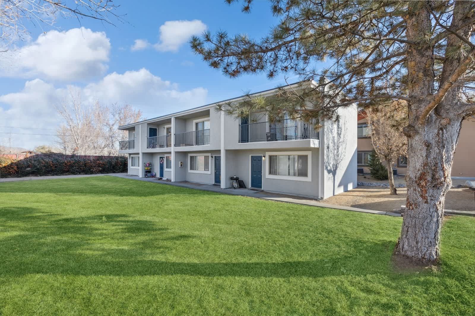 Vale Apartments & Townhomes 2 of 2