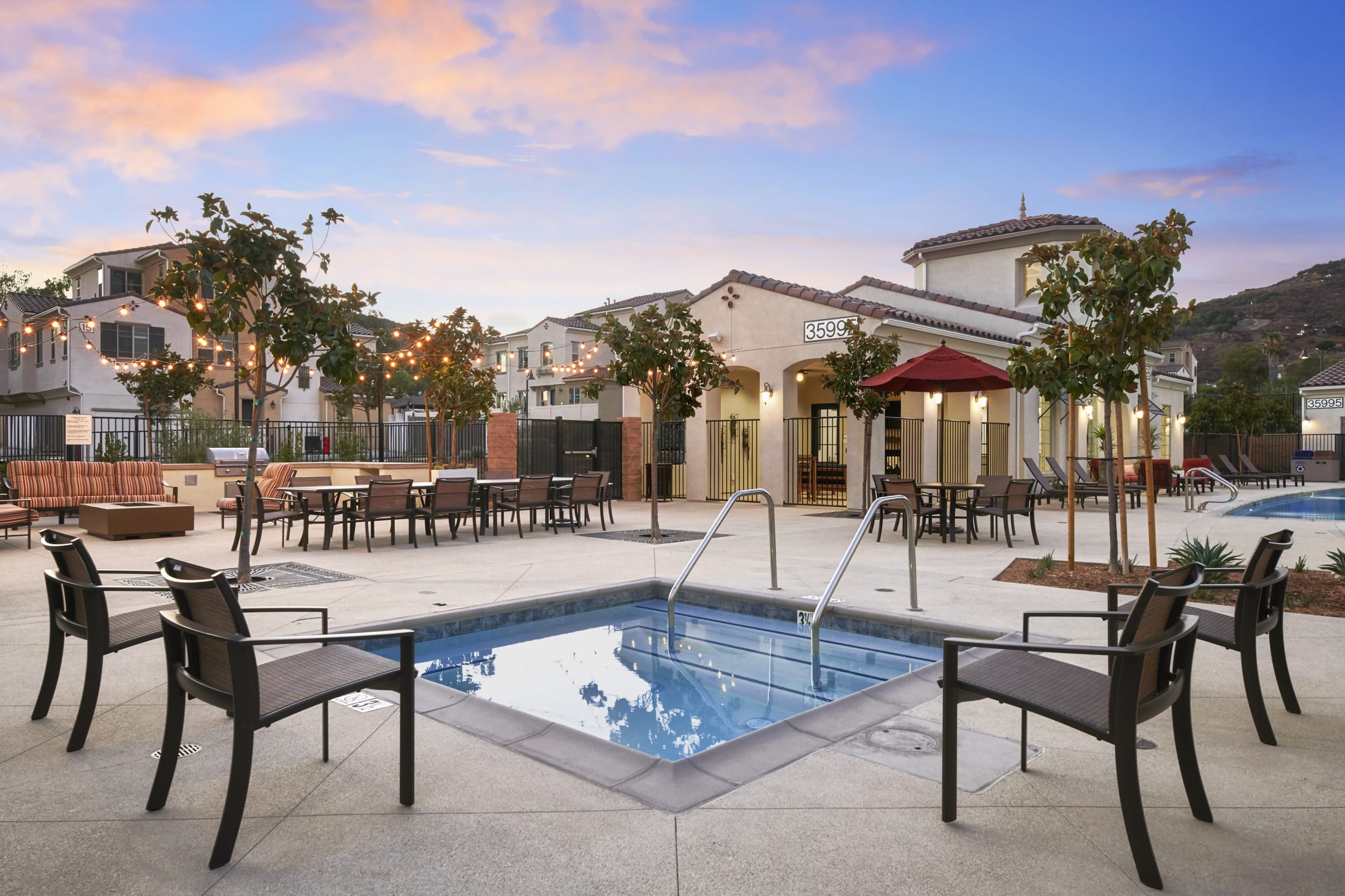 Mitchell Place Apartments 3 of 3