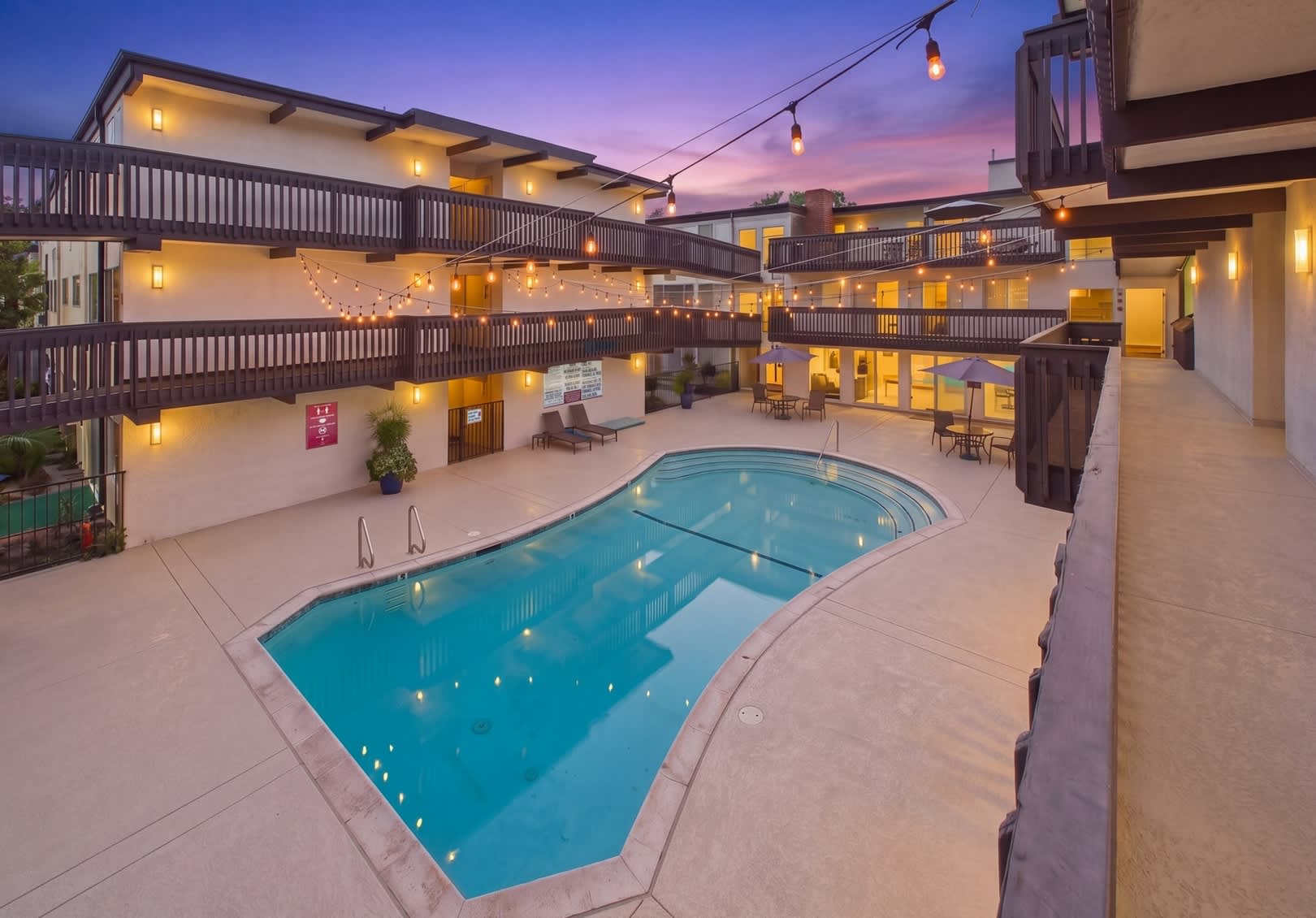 【R&B】713 Seville H-Town Got Our Back Apartments in Torrance | Los Angeles CA |20440 Anza Avenue