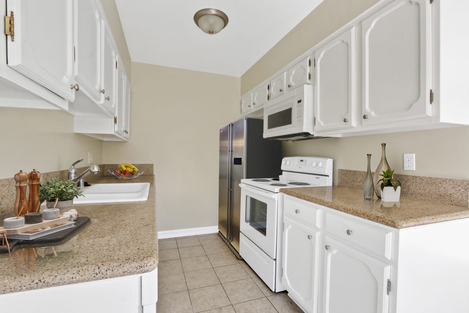 115 Doheny Apartments 1 Bedroom, 1 Bath Available Units